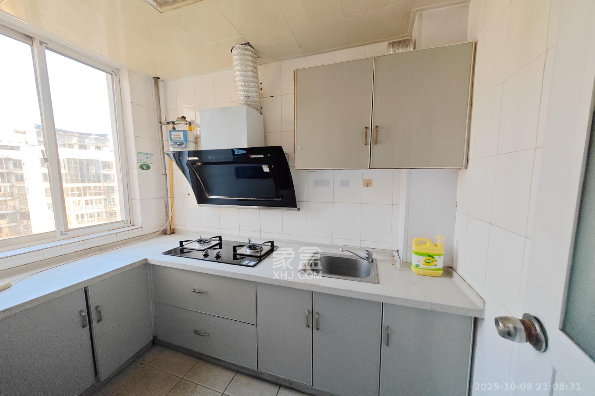 一心花苑 2室1厅1卫 83.0万 一心花苑 2室1厅1卫 83.0万厨房