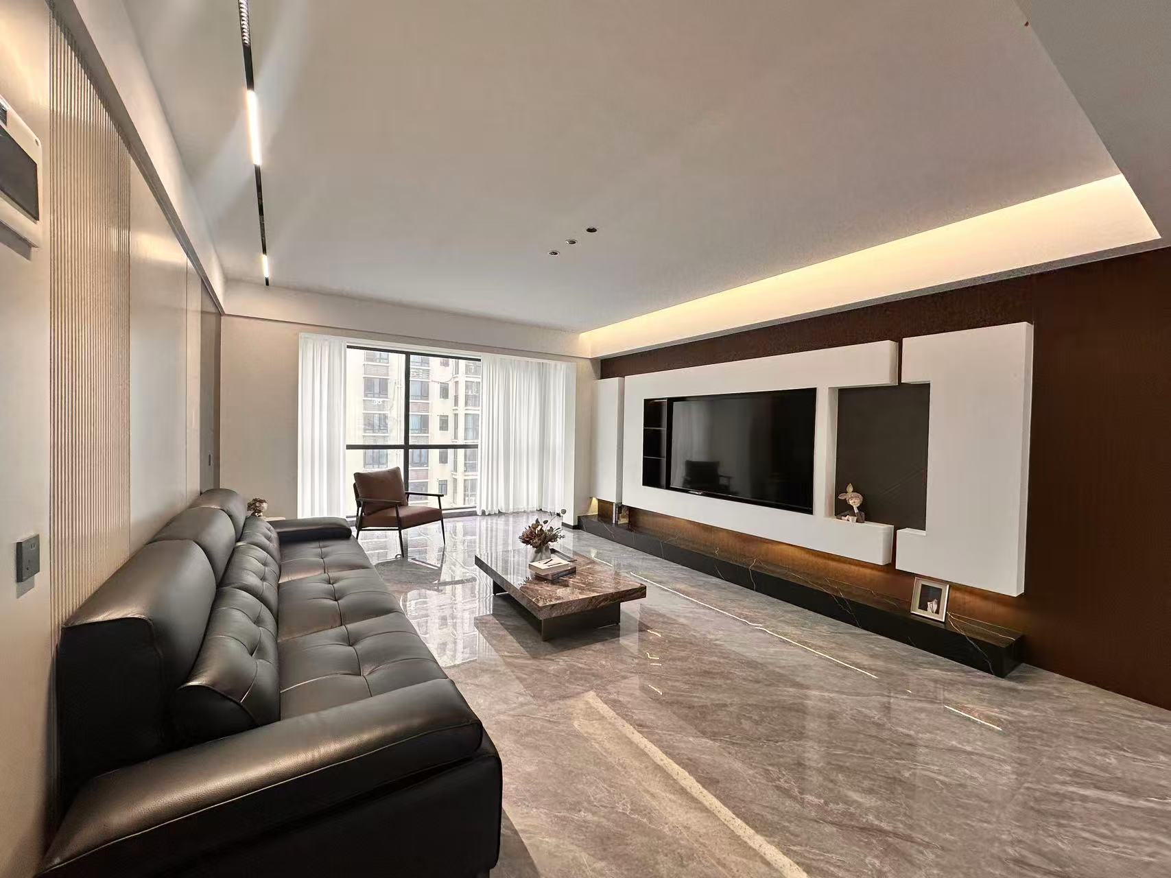 龙腾国际  4室2厅2卫    89.8万 龙腾国际  4室2厅2卫    89.8万