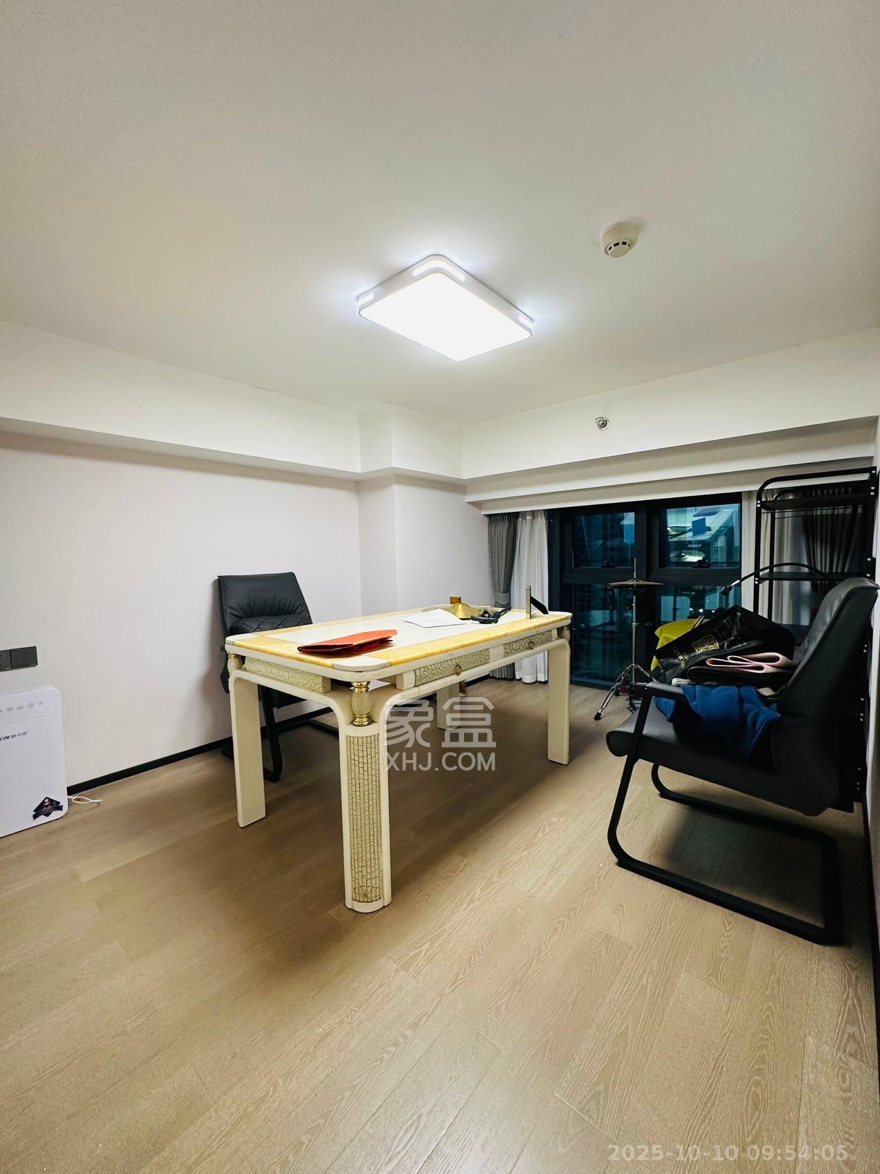 达美寰宇中心  2室2厅1卫    4000.0元/月室内图