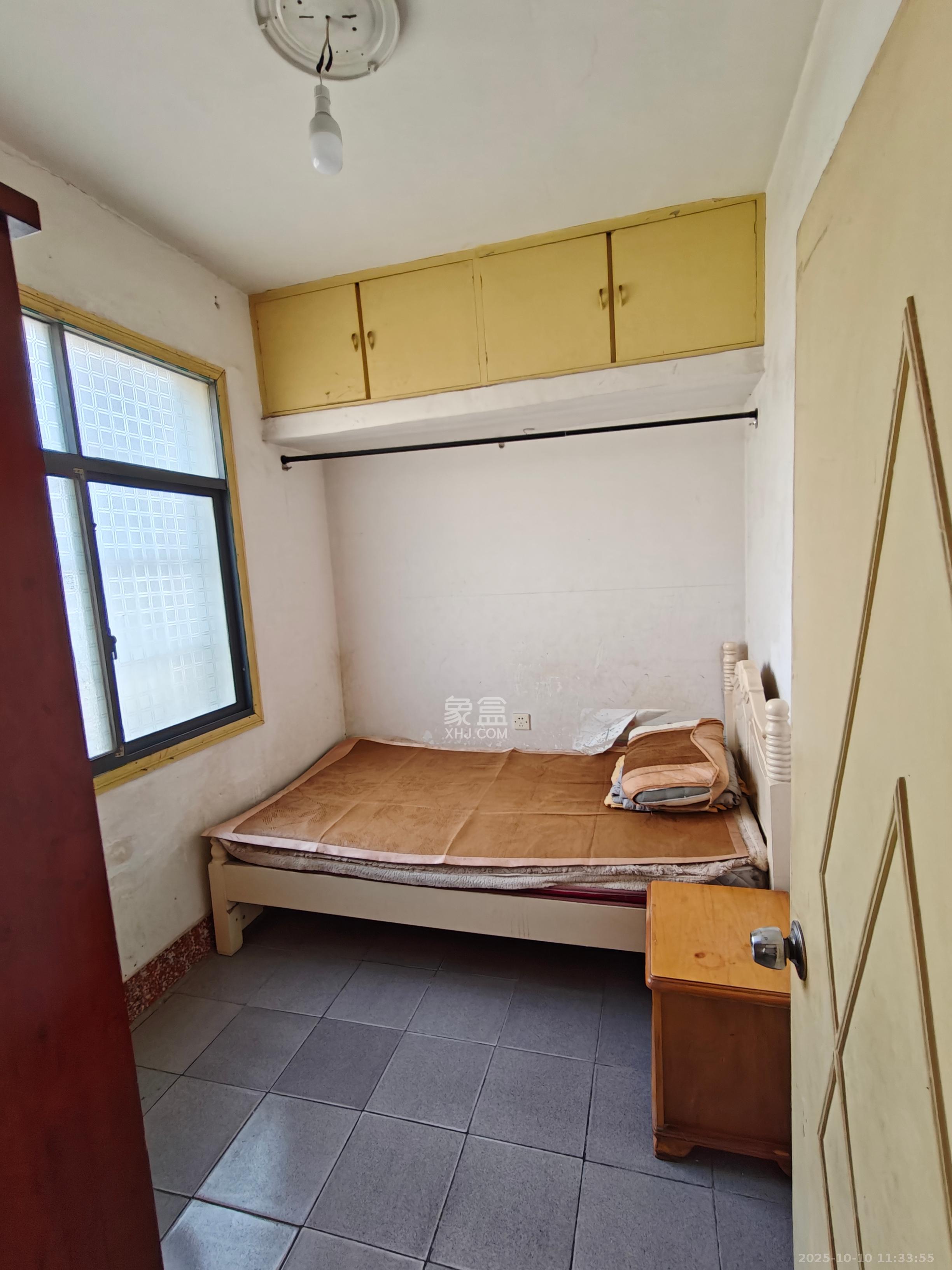 狮子山二片  2室1厅1卫    1200.0元/月 狮子山二片  2室1厅1卫    1200.0元/月