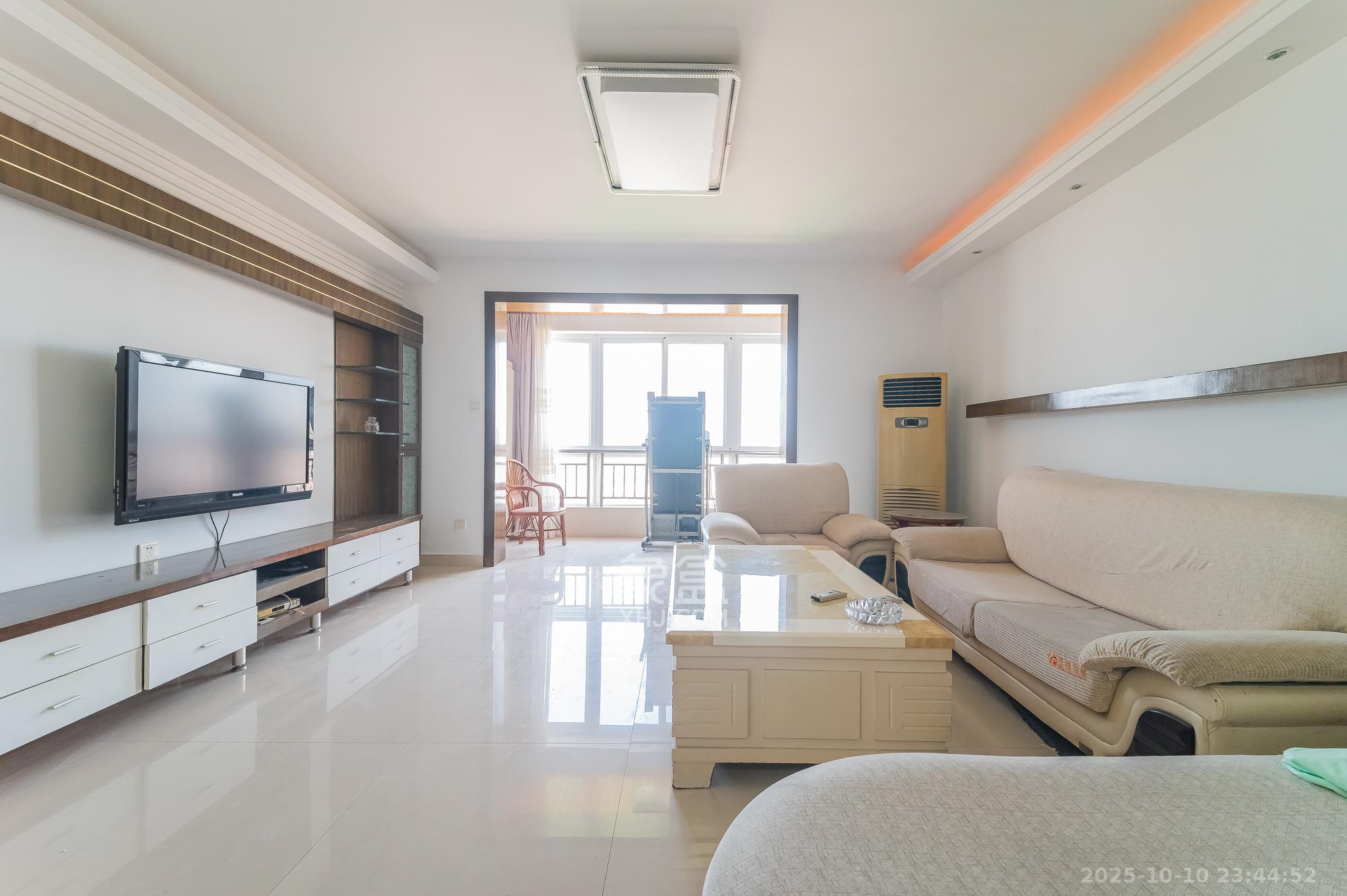 星沙教师公寓  3室2厅2卫    83.8万 星沙教师公寓  3室2厅2卫    83.8万