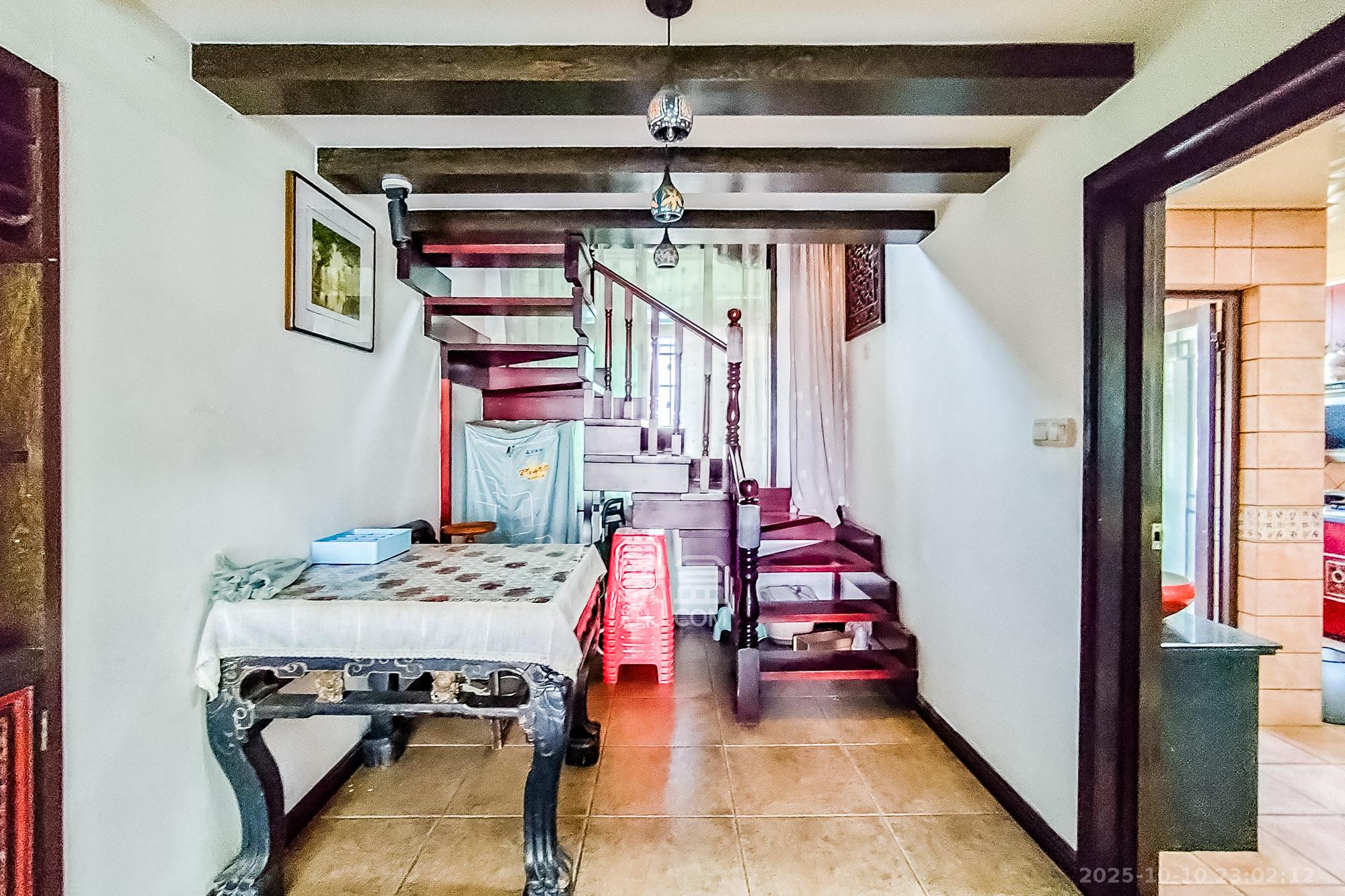 恒鑫澜北湾  3室2厅2卫    125.0万客厅