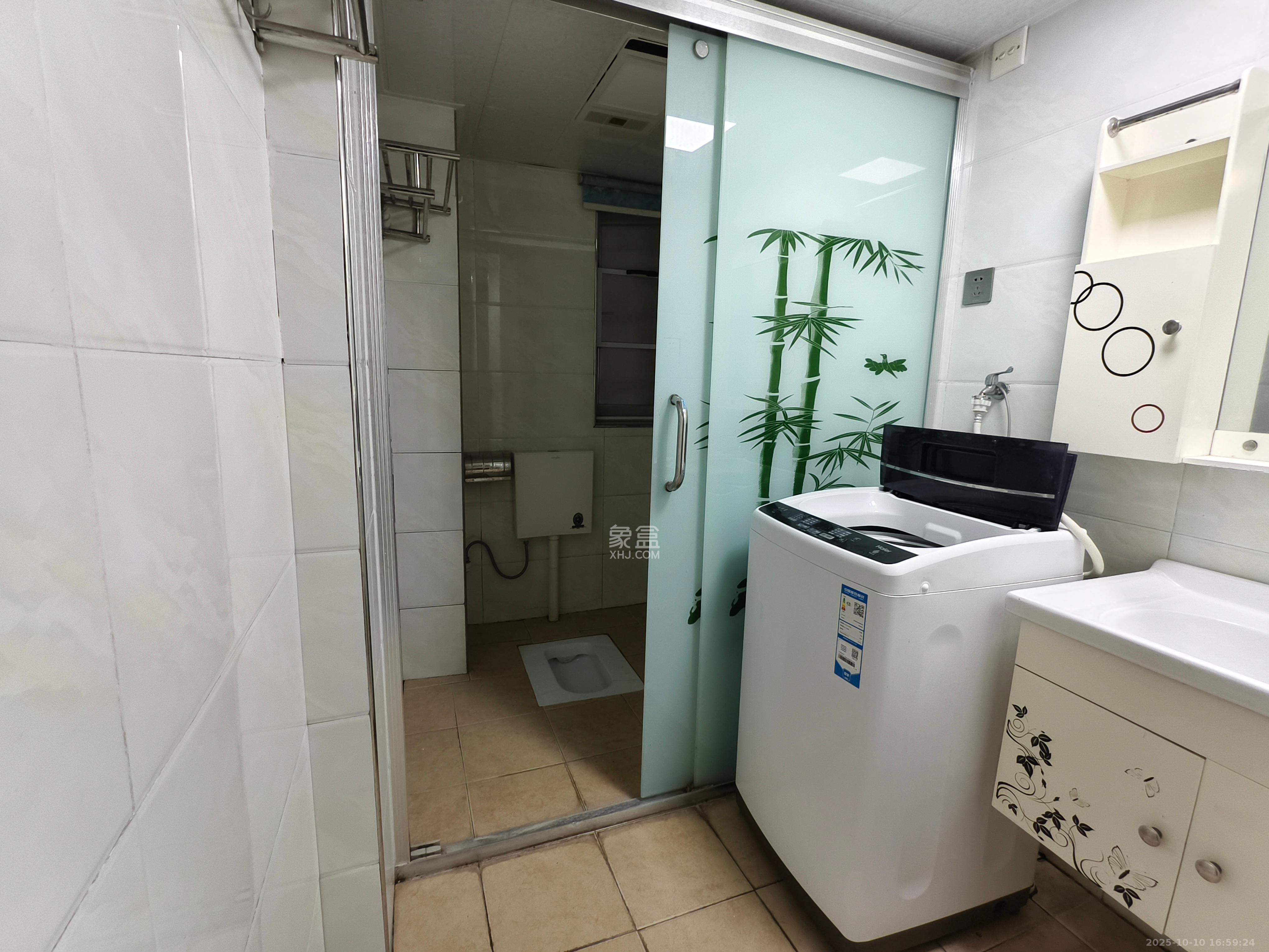 新城国际花都  3室2厅1卫    1500.0元/月 新城国际花都  3室2厅1卫    1500.0元/月室内图