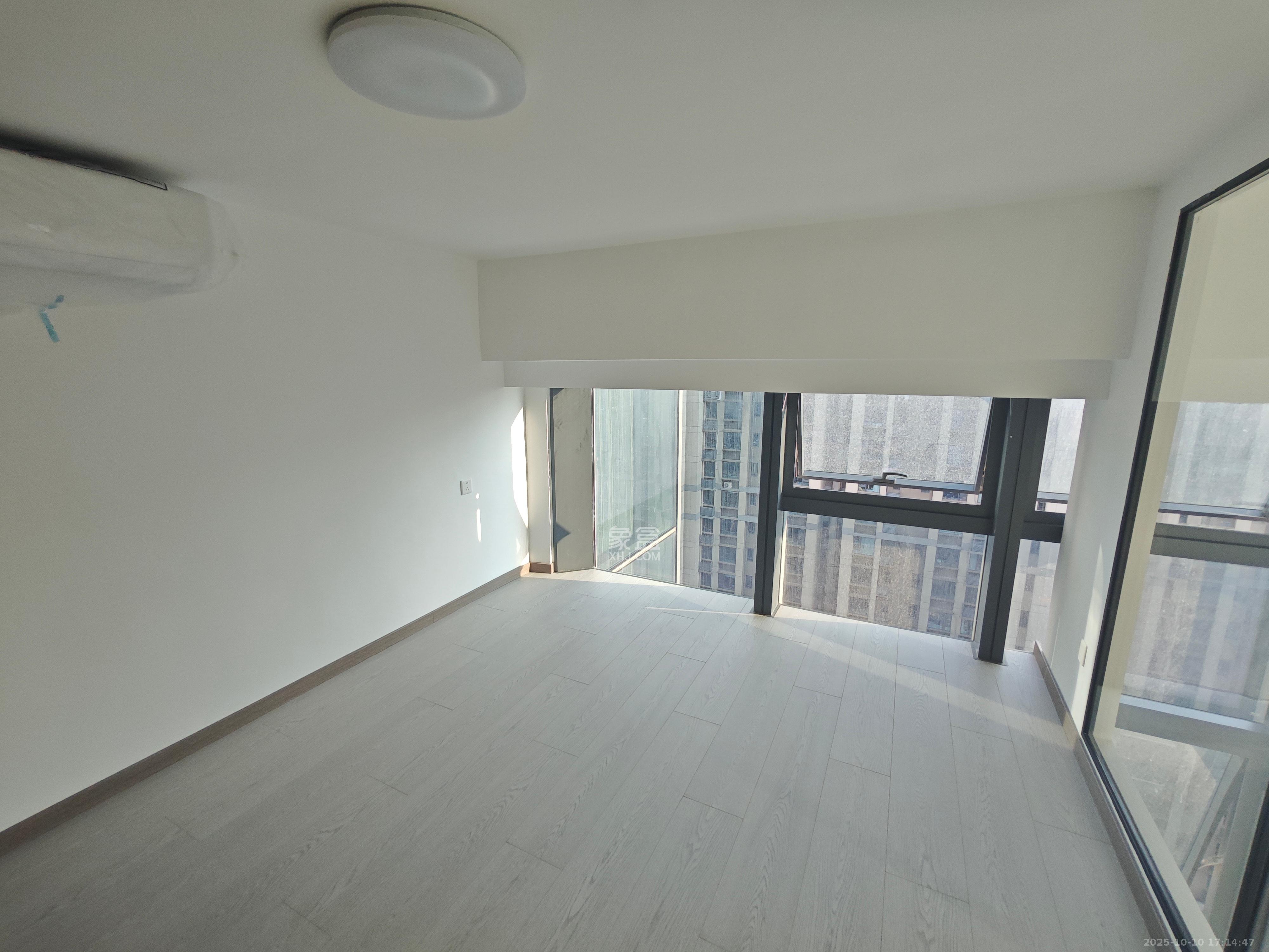 卓越中寰  2室1厅1卫    3800.0元/月室内图