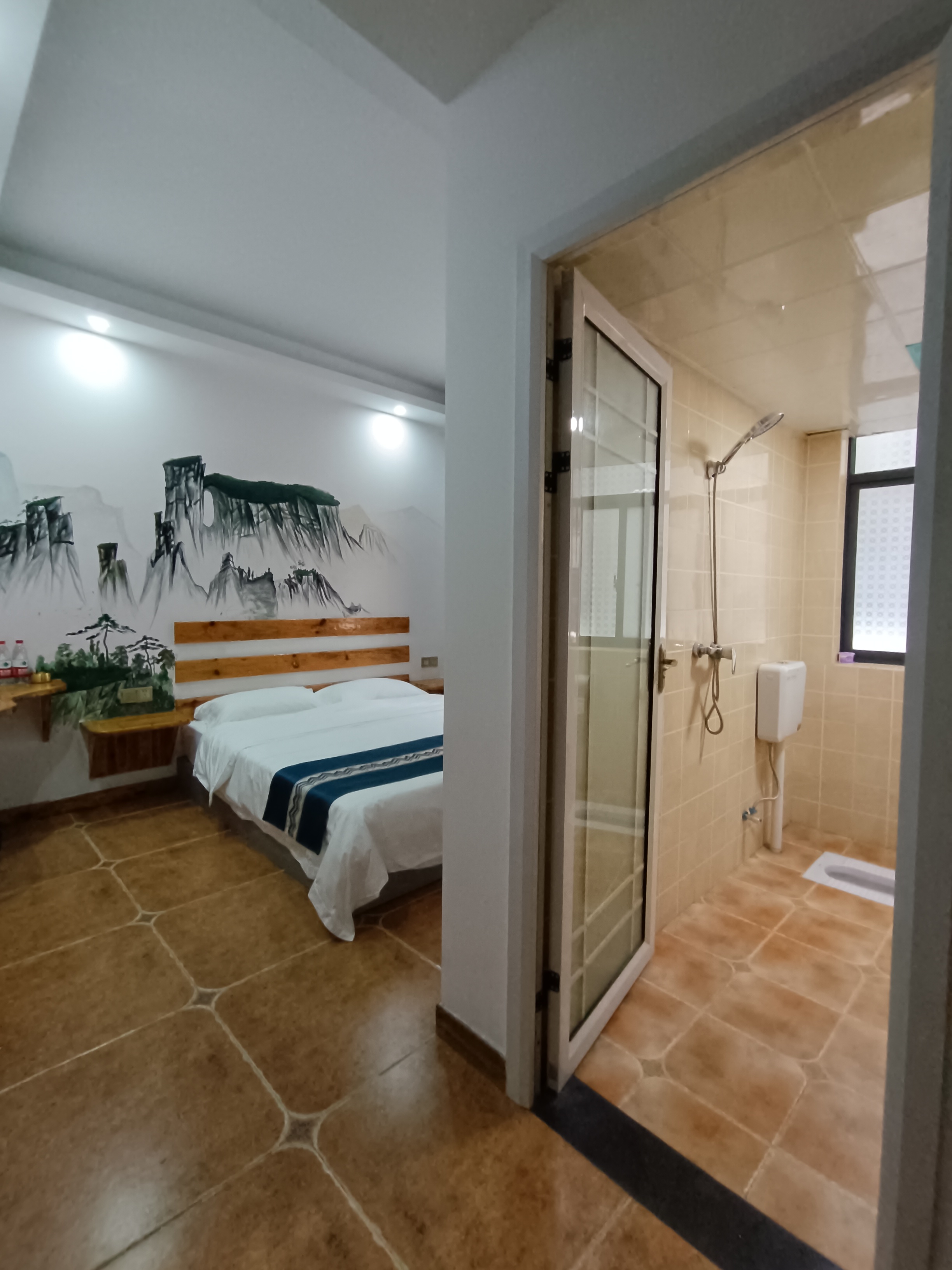 黄金塔安置小区散盘 10室2厅4卫 3300.0元/月 黄金塔安置小区散盘 10室2厅4卫 3300.0元/月室内图