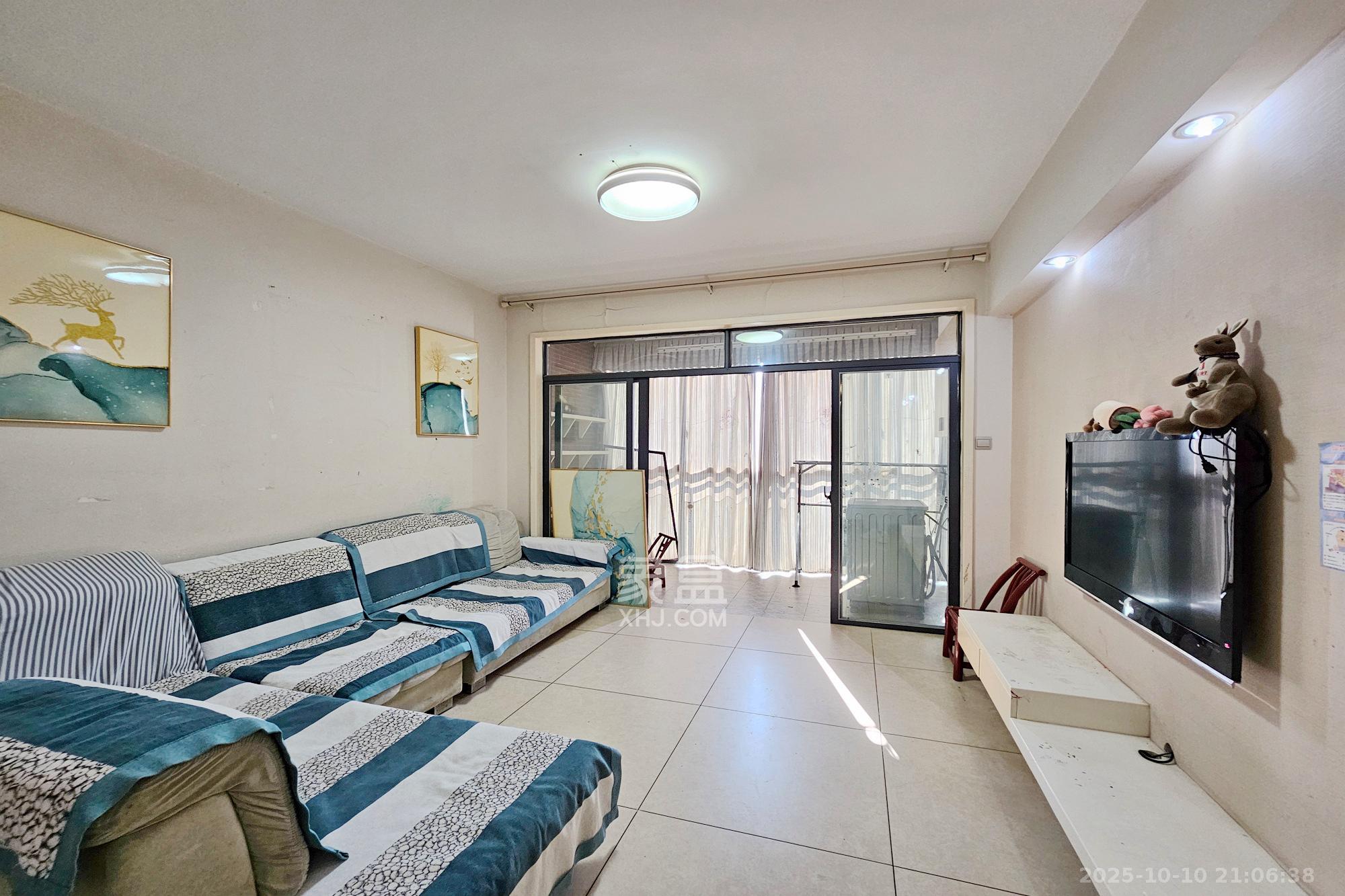 星城映象  2室2厅1卫    68.0万客厅