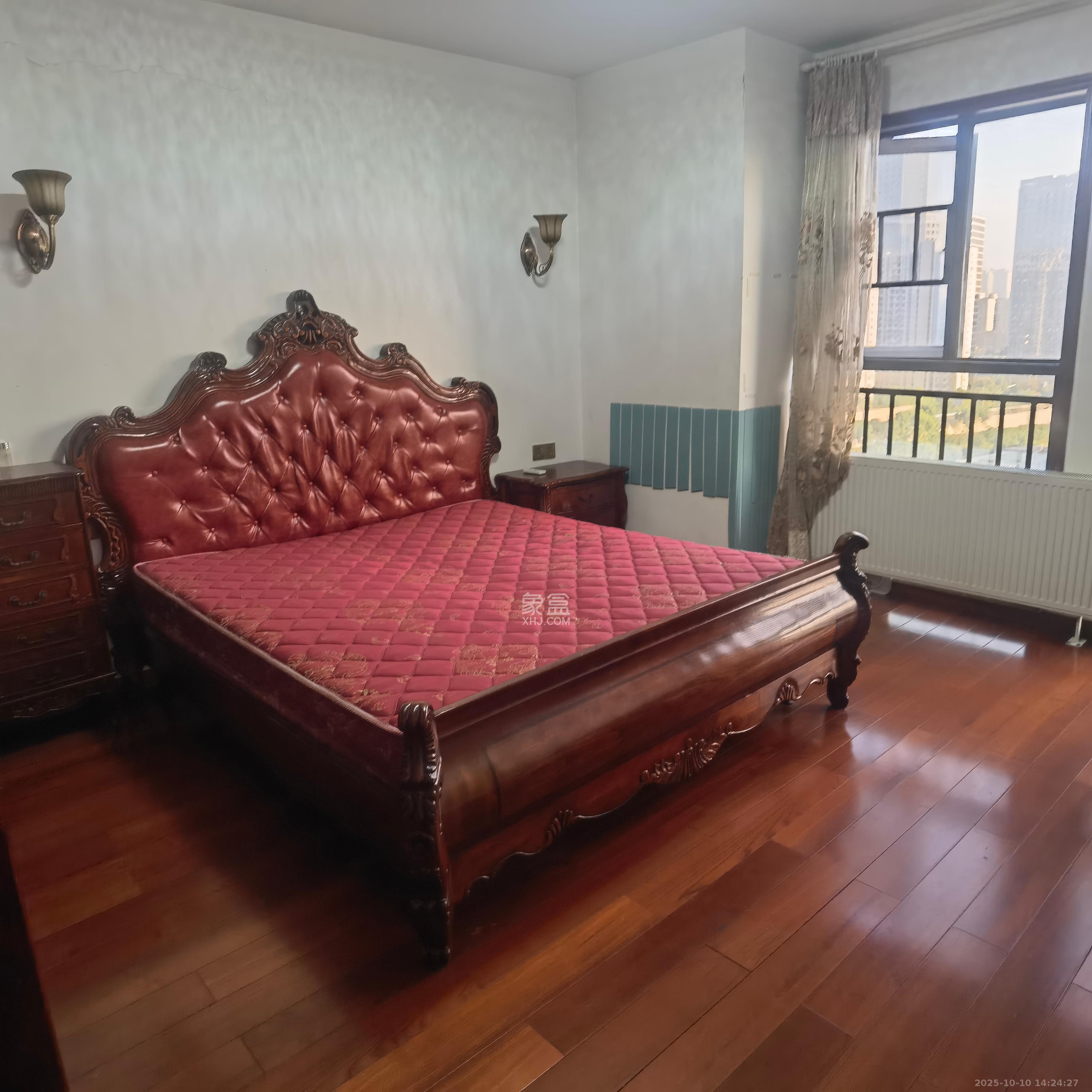 东岸梅园小区  1室0厅0卫    3200.0元/月室内图