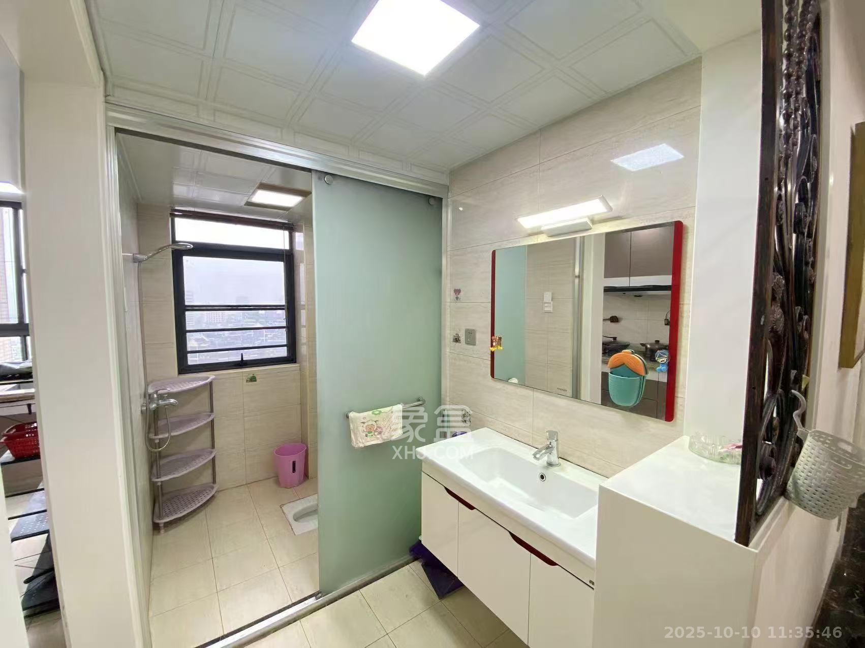 钱隆首府(福晟御园)  3室2厅2卫    3000.0元/月 钱隆首府(福晟御园)  3室2厅2卫    3000.0元/月室内图