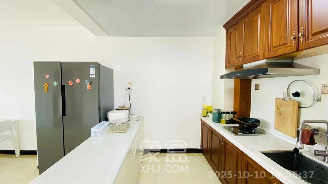 融科檀香山(融科紫檀、香山国际) 2室1厅1卫 2800.0元/月 融科檀香山(融科紫檀、香山国际) 2室1厅1卫 2800.0元/月室内图