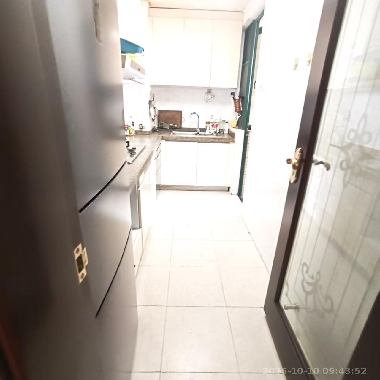 恒大雅苑  3室2厅2卫    2300.0元/月室内图