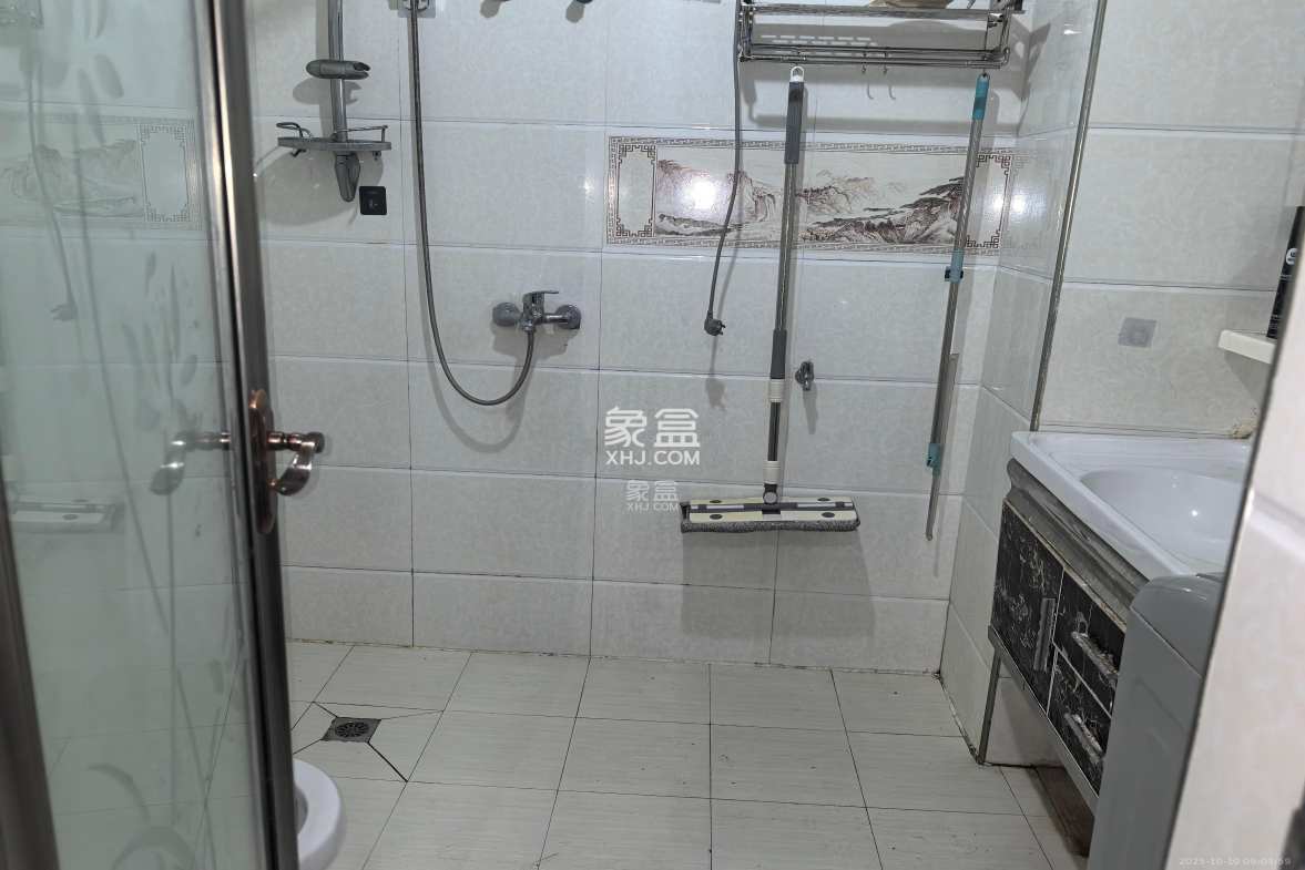 世纪桃花苑 1室1厅1卫 1350.0元/月 世纪桃花苑 1室1厅1卫 1350.0元/月室内图