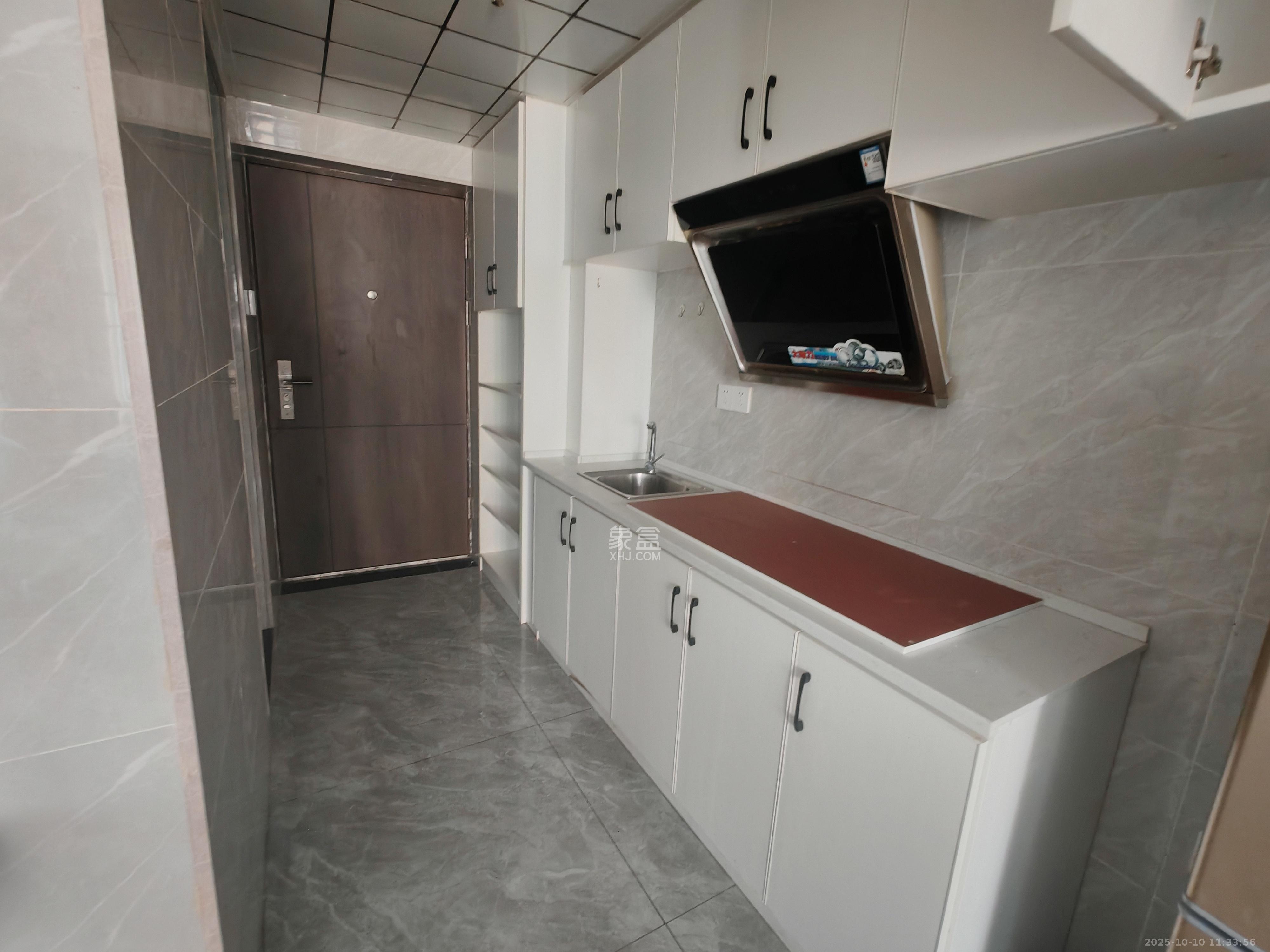 君合新城玺樾 1室0厅0卫 1400.0元/月 君合新城玺樾 1室0厅0卫 1400.0元/月室内图