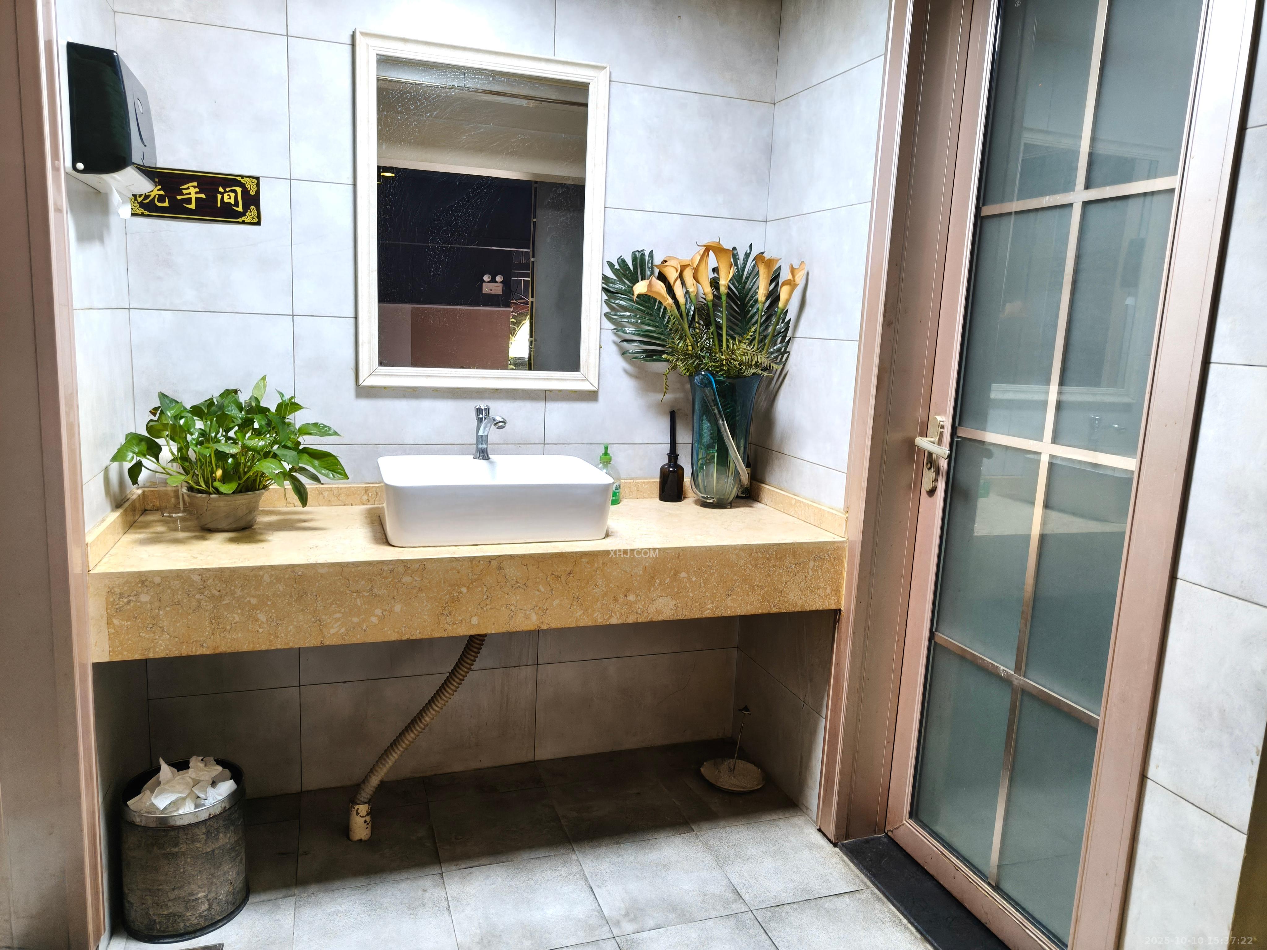 康桥长郡   95.0㎡      35000.0元/月室内图