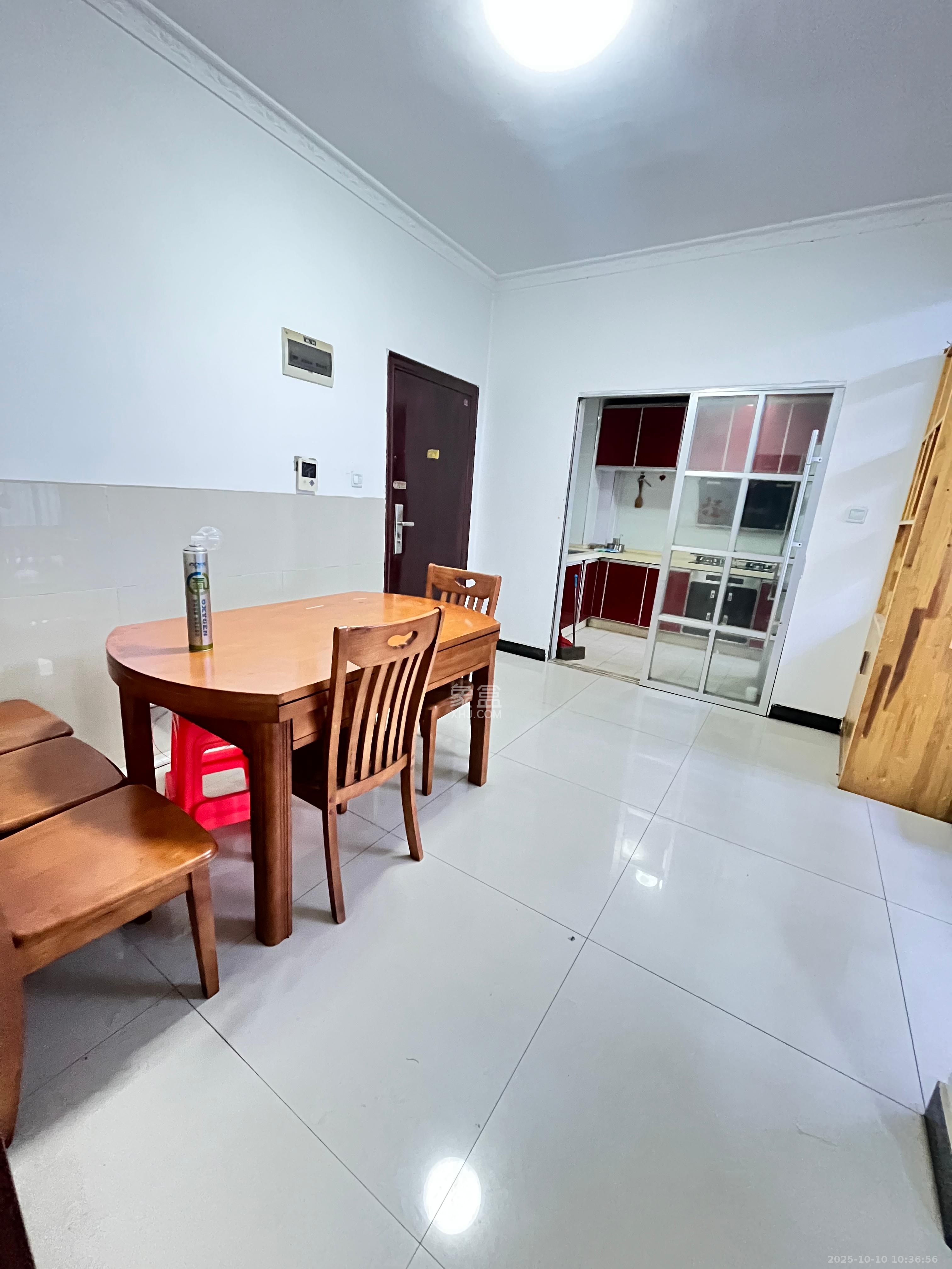 恒生碧水龙庭 2室2厅1卫 1600.0元/月 恒生碧水龙庭 2室2厅1卫 1600.0元/月室内图