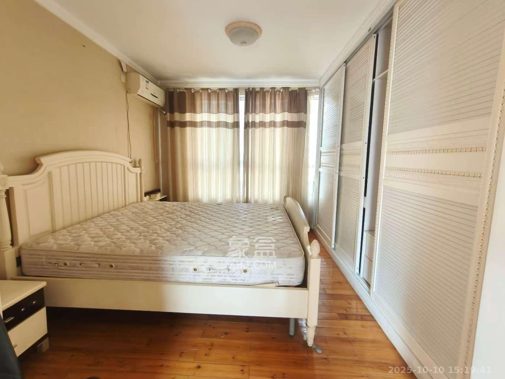 幸福里（幸福里一期）  5室2厅3卫    4800.0元/月室内图