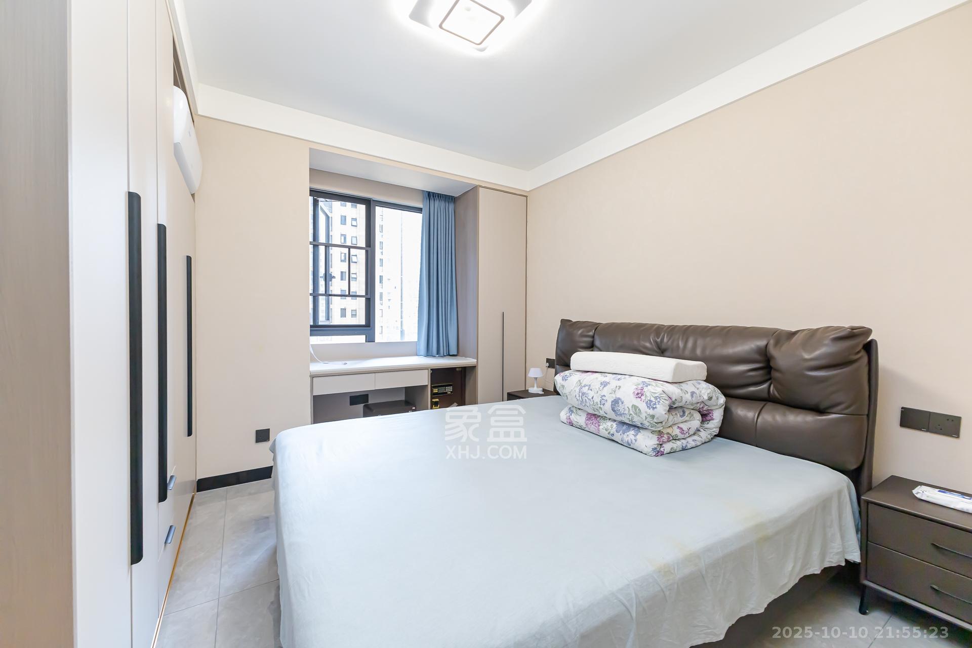 明发阅江悦府  3室2厅2卫    115.0万 明发阅江悦府  3室2厅2卫    115.0万卧室