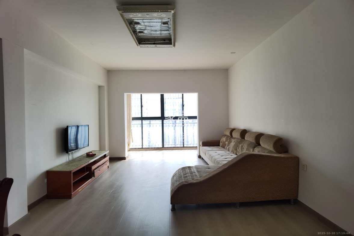 滨水名都 2室2厅1卫 1400.0元/月 滨水名都 2室2厅1卫 1400.0元/月室内图