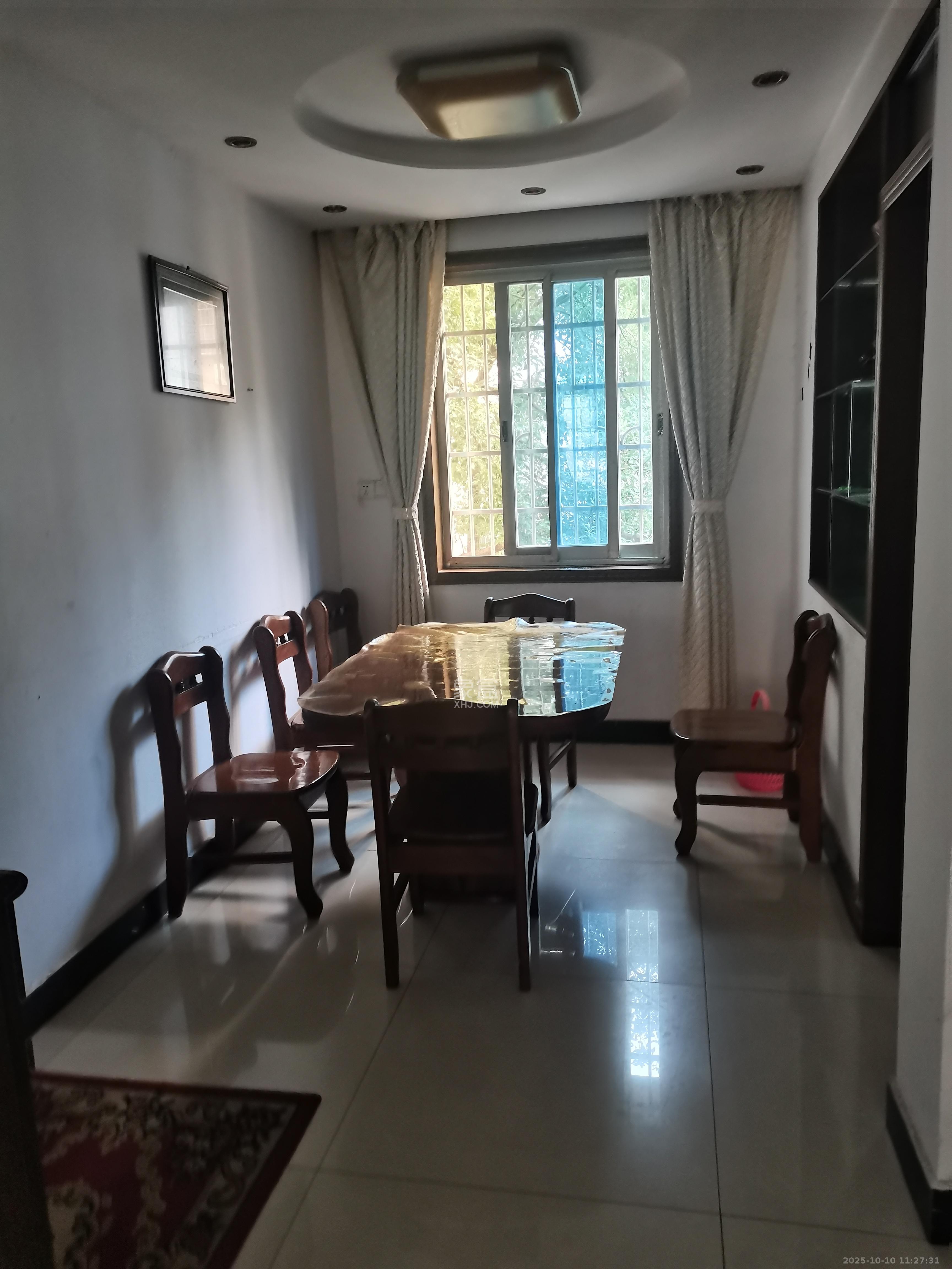 雨花区教师村 3室2厅1卫 1500.0元/月 雨花区教师村 3室2厅1卫 1500.0元/月室内图