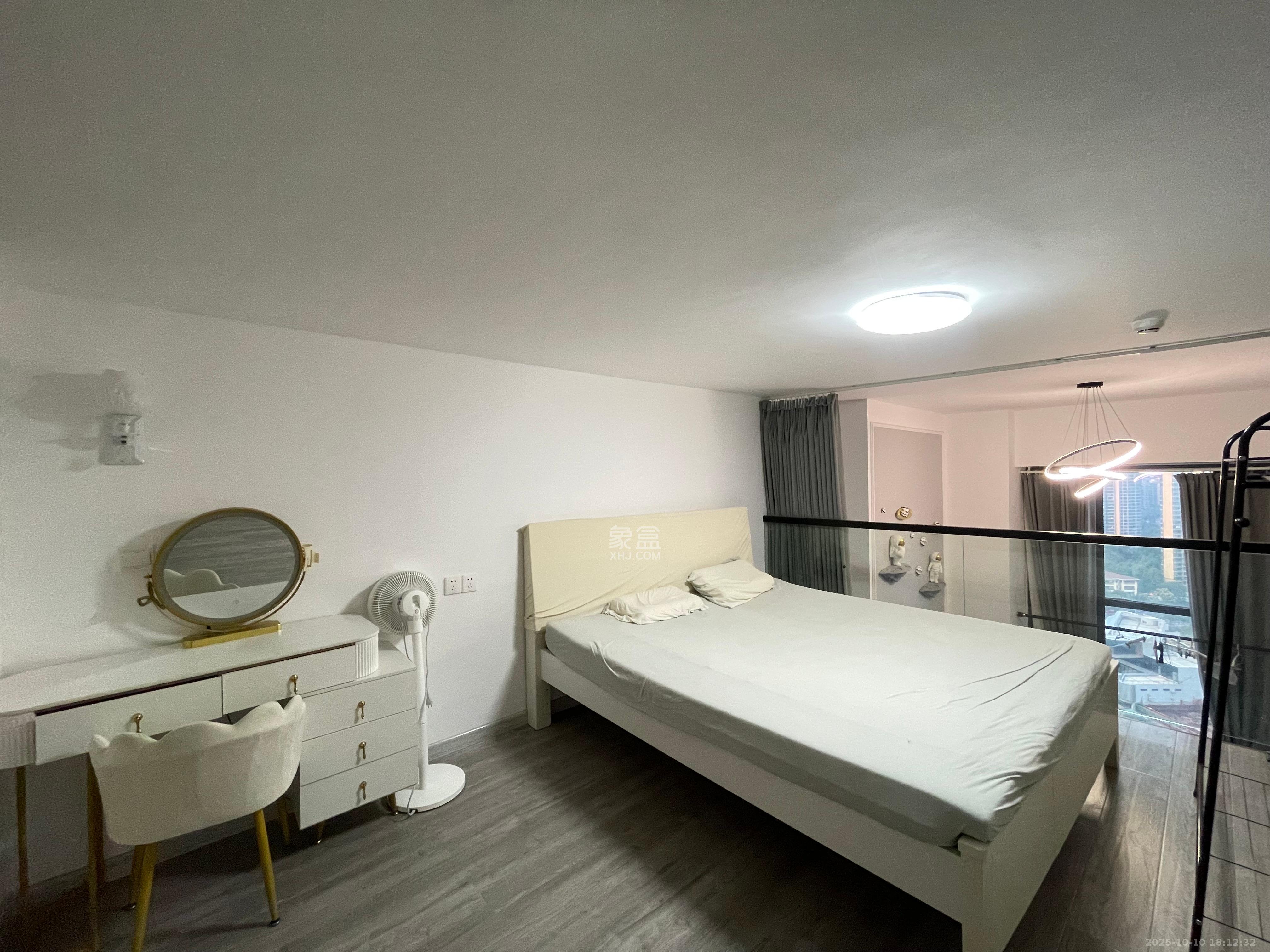 藏珑湖上公馆 1室0厅0卫 2300.0元/月 藏珑湖上公馆 1室0厅0卫 2300.0元/月室内图