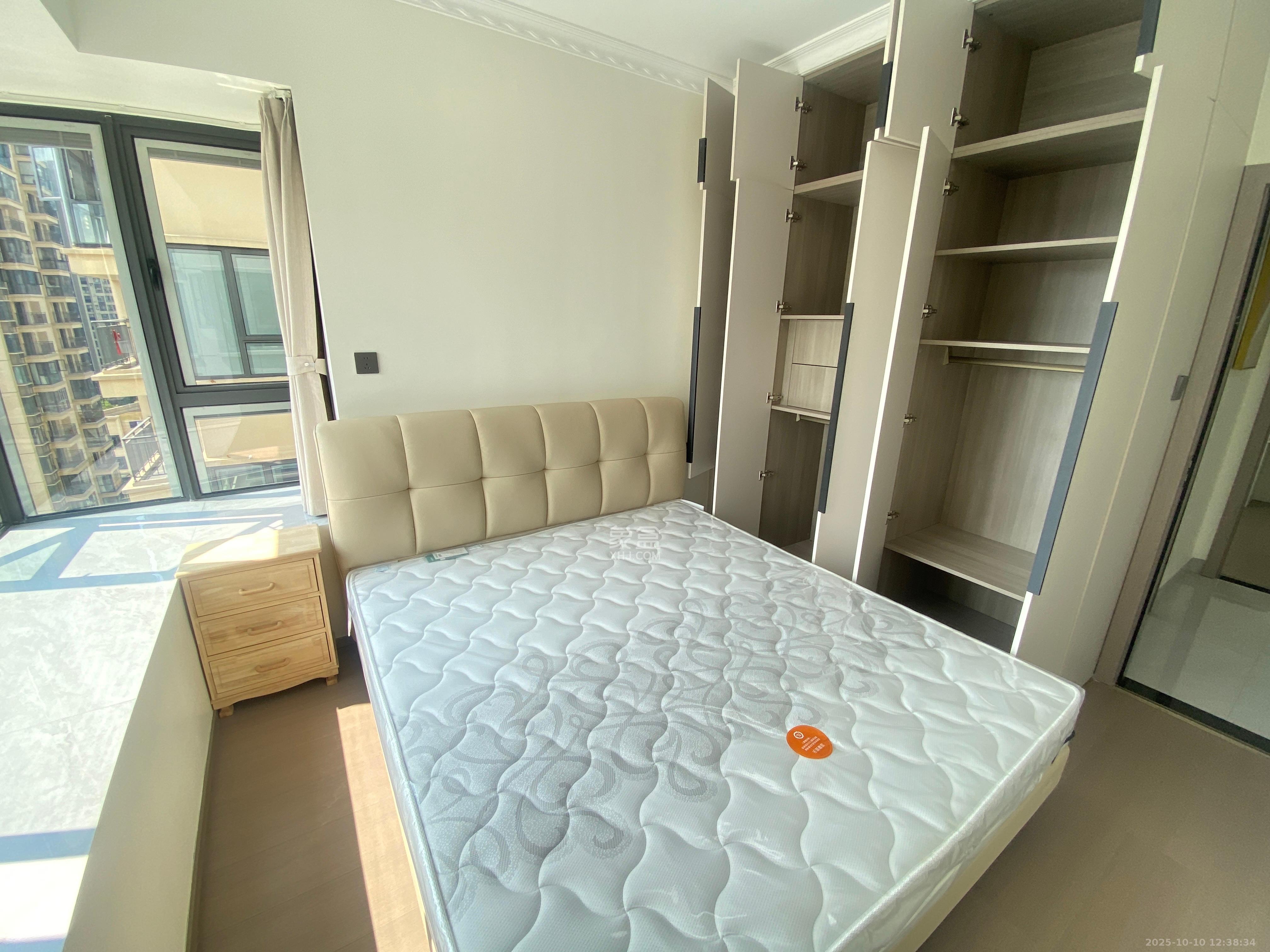 岭福家苑(天心佳苑) 2室2厅1卫 3200.0元/月 岭福家苑(天心佳苑) 2室2厅1卫 3200.0元/月室内图