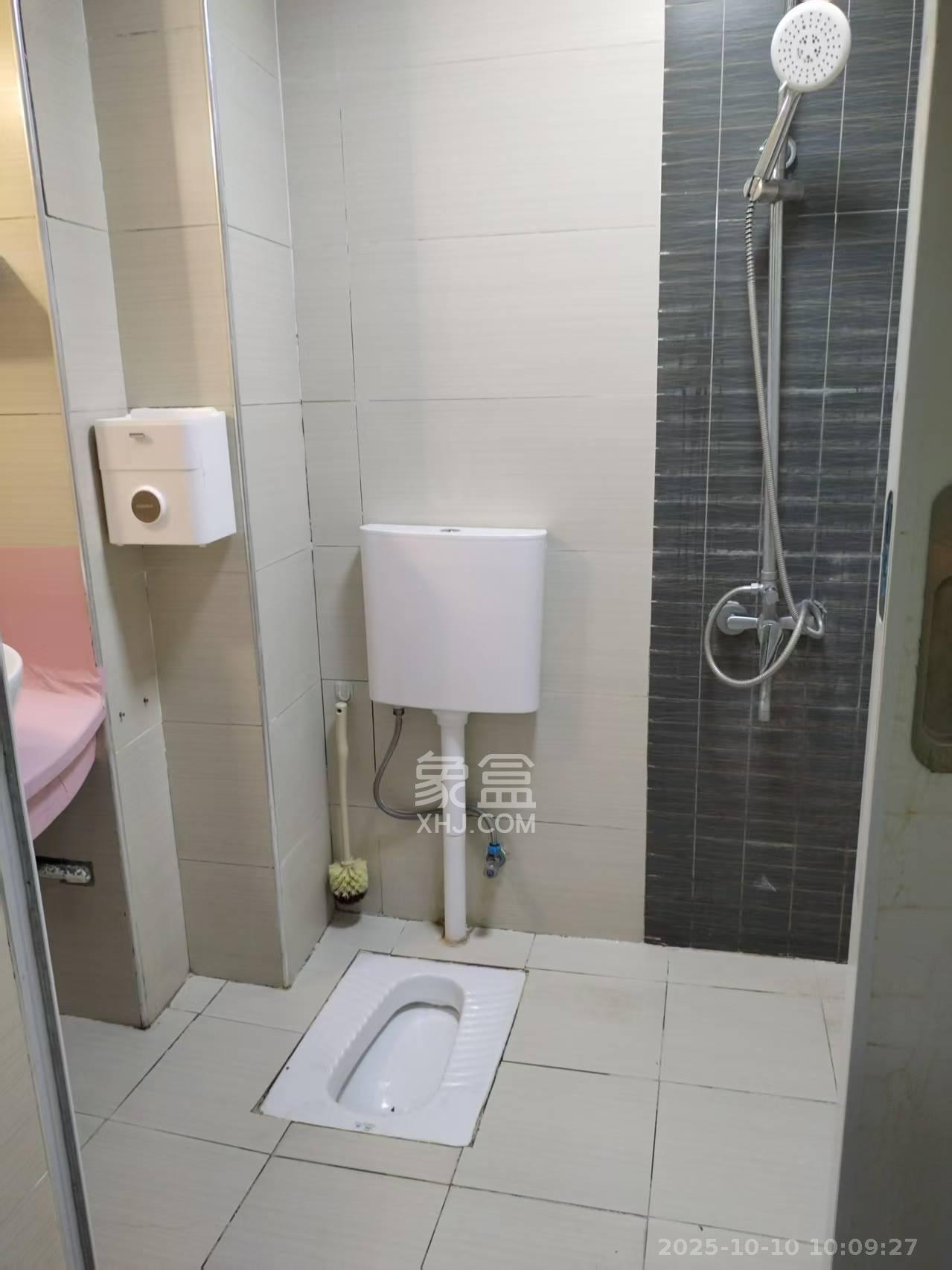 万博汇  1室1厅1卫    1600.0元/月室内图