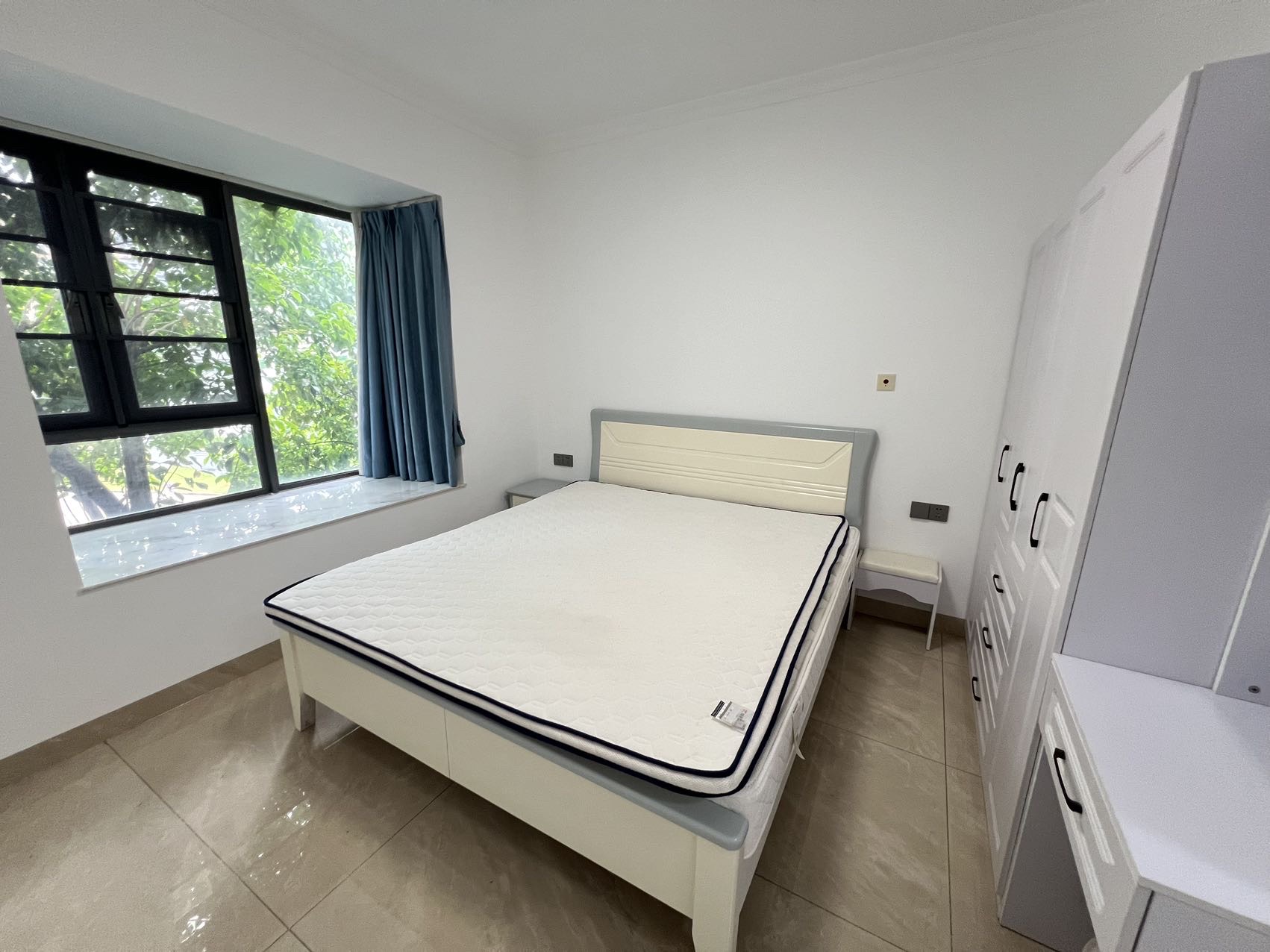 海航豪庭南苑  3室2厅2卫    5000.0元/月 海航豪庭南苑  3室2厅2卫    5000.0元/月室内图