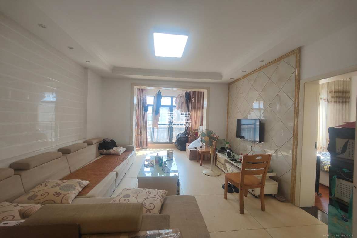 尚格名城香榭丽舍 2室2厅1卫 1500.0元/月 尚格名城香榭丽舍 2室2厅1卫 1500.0元/月室内图