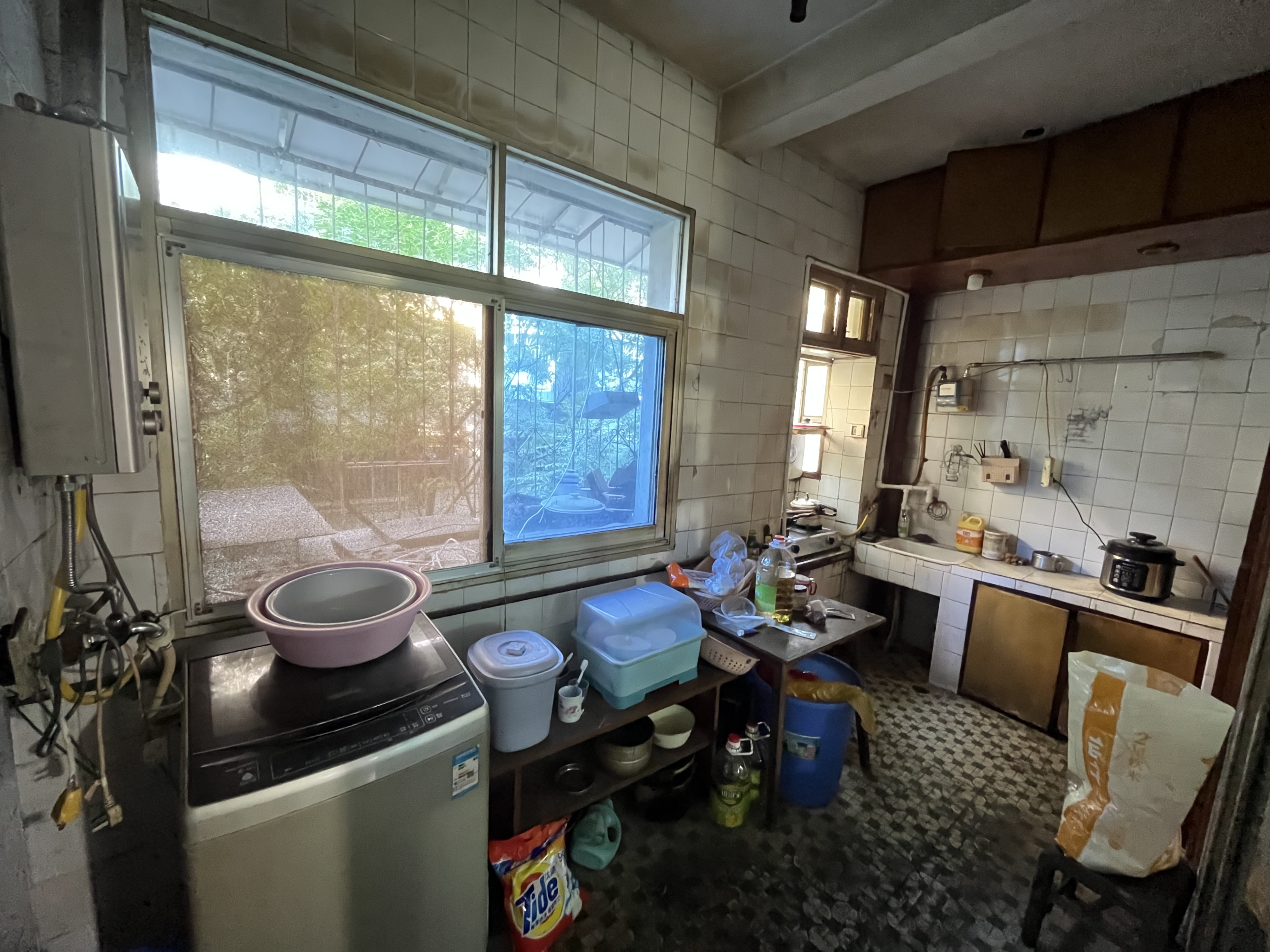 学堂冲二村体育路48号 2室1厅1卫 15.0万 学堂冲二村体育路48号 2室1厅1卫 15.0万室内图