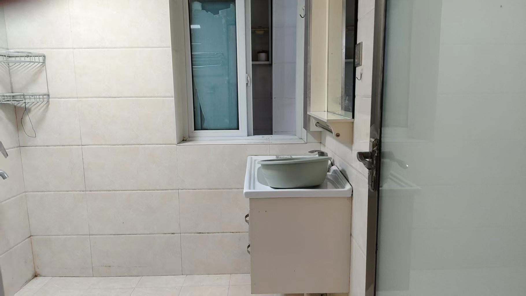 金碧花园 2室2厅1卫 45.0万 金碧花园 2室2厅1卫 45.0万室内图