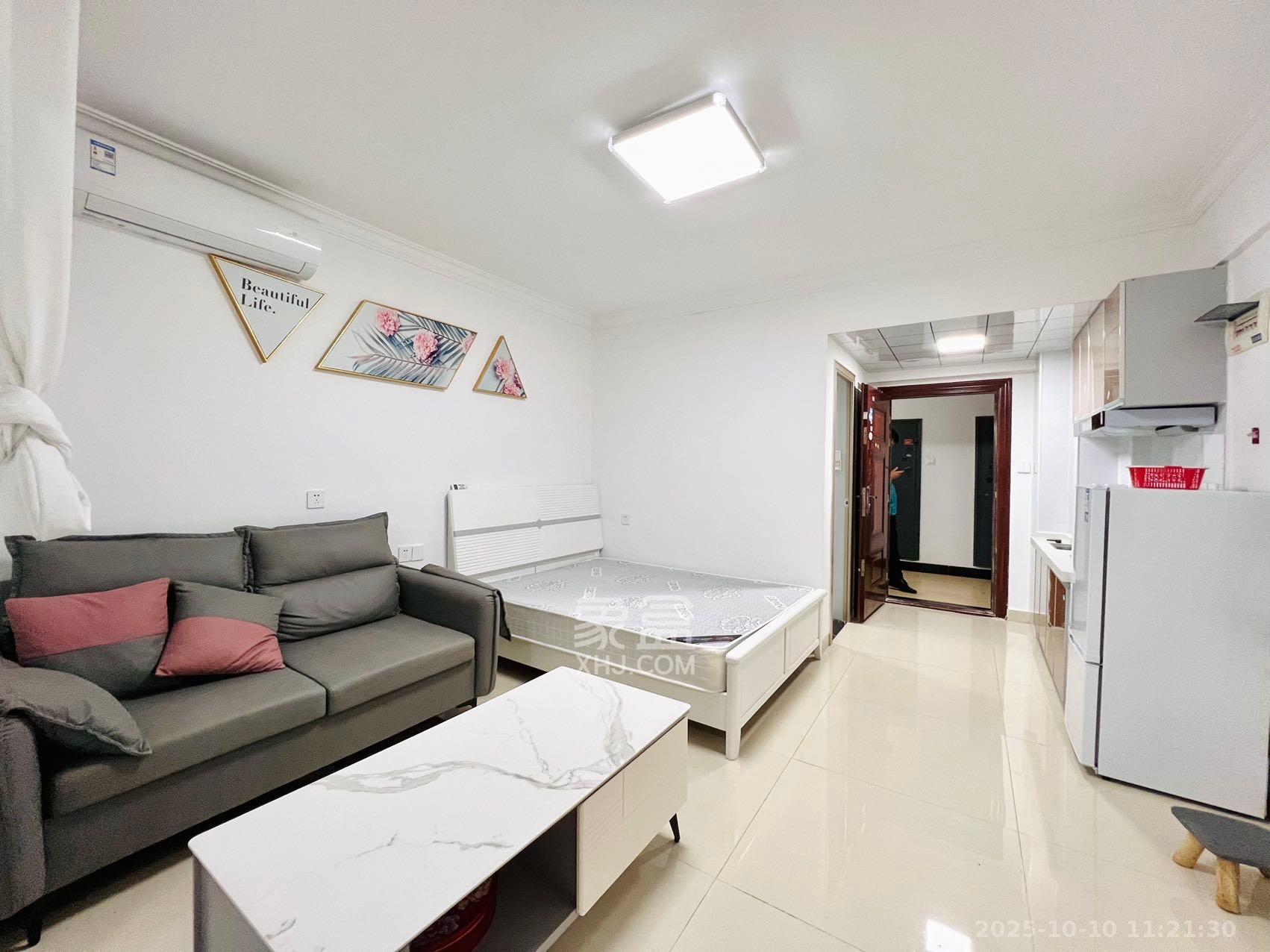 富瑞星座 1室1厅1卫 1400.0元/月 富瑞星座 1室1厅1卫 1400.0元/月室内图