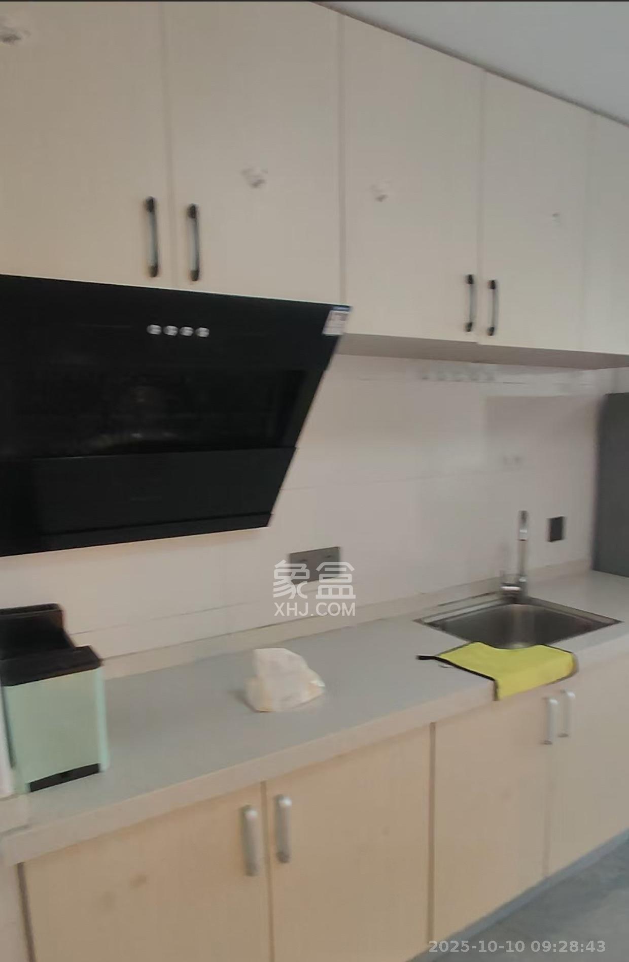 振业城三期 2室2厅1卫 2000.0元/月 振业城三期 2室2厅1卫 2000.0元/月室内图