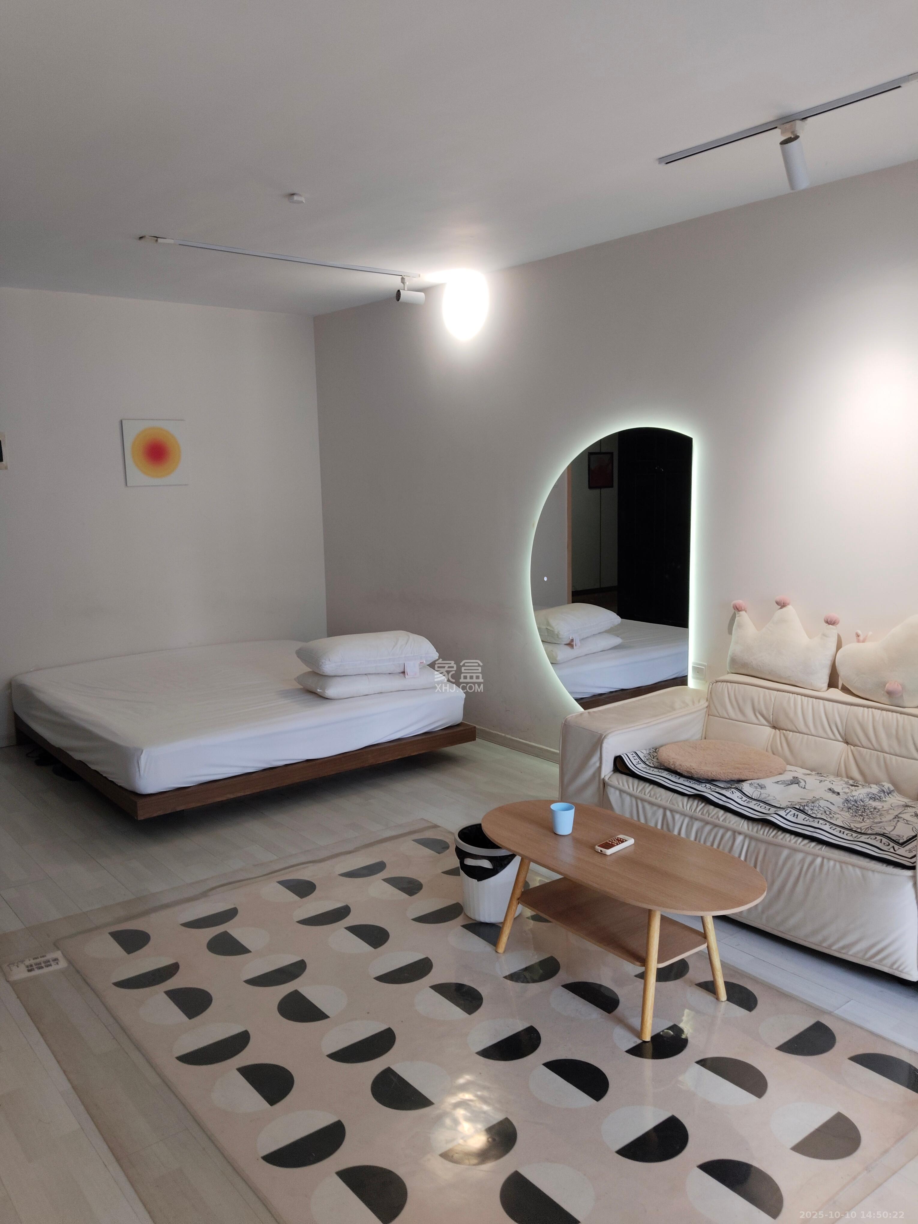 青年公寓 1室1厅1卫 2000.0元/月 青年公寓 1室1厅1卫 2000.0元/月室内图