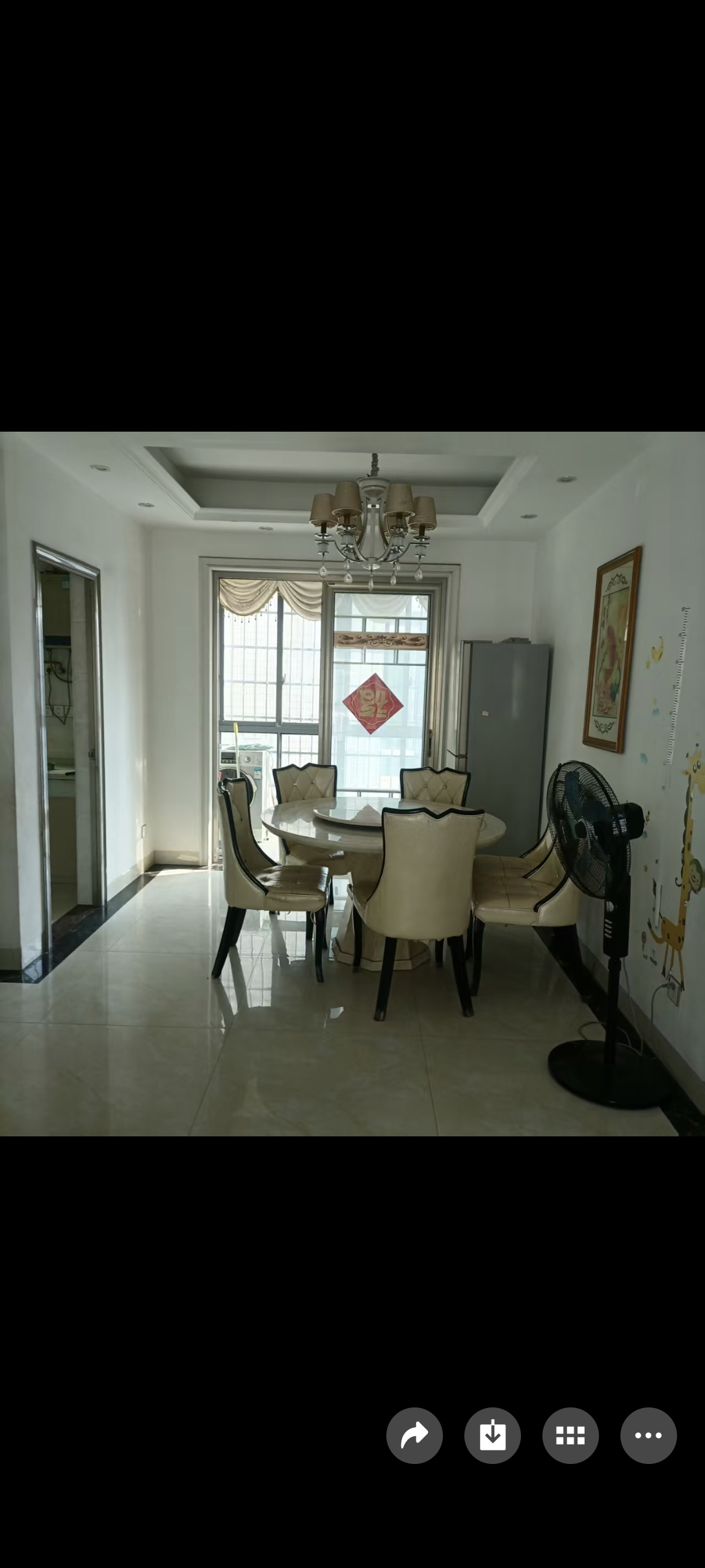 紫御华府  3室2厅2卫    2300.0元/月室内图