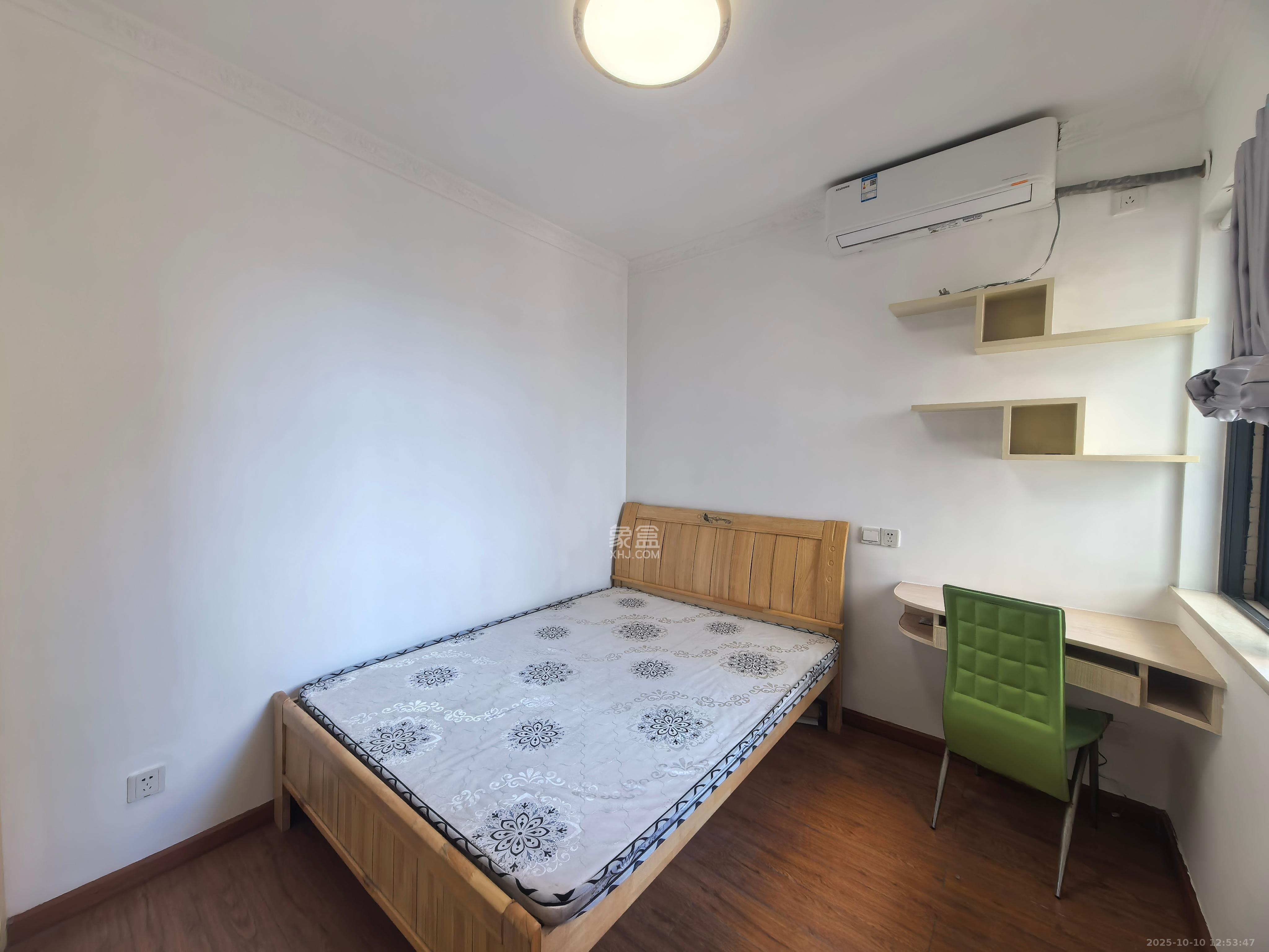 深业睿城  3室2厅1卫    2300.0元/月室内图