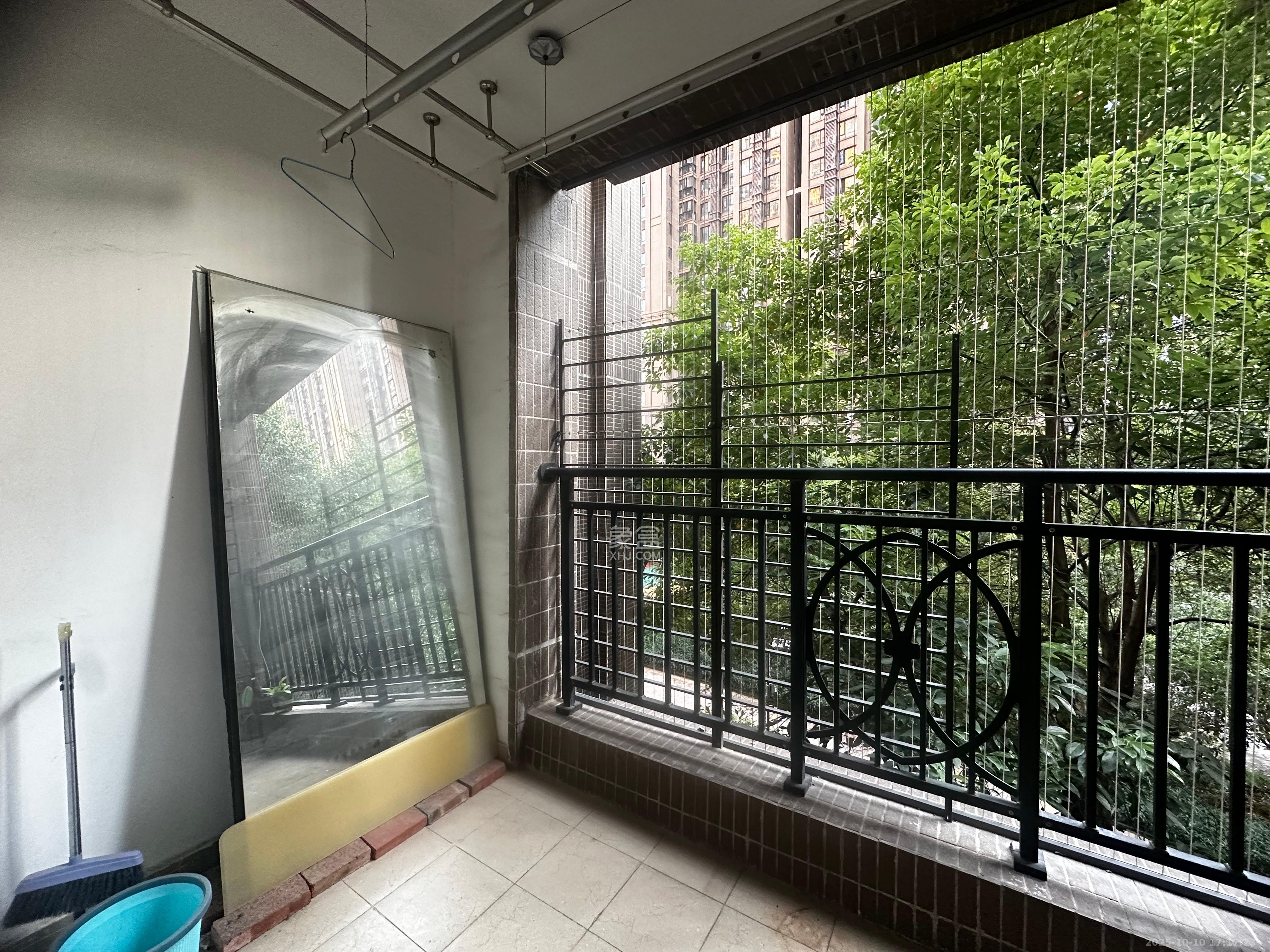 中海国际一期  3室2厅2卫    2300.0元/月室内图