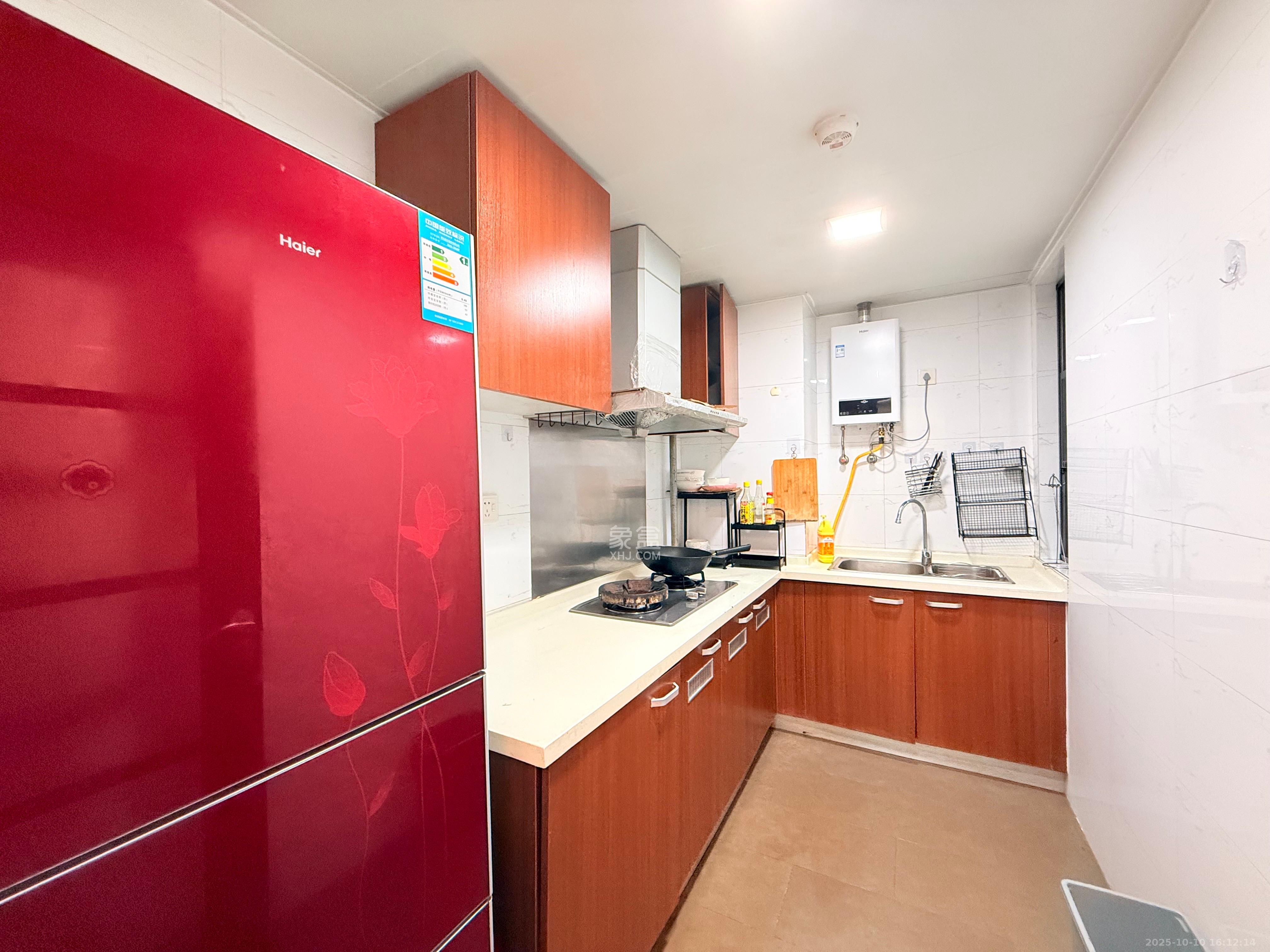 万科金域华府二期  2室2厅1卫    2400.0元/月 万科金域华府二期  2室2厅1卫    2400.0元/月室内图