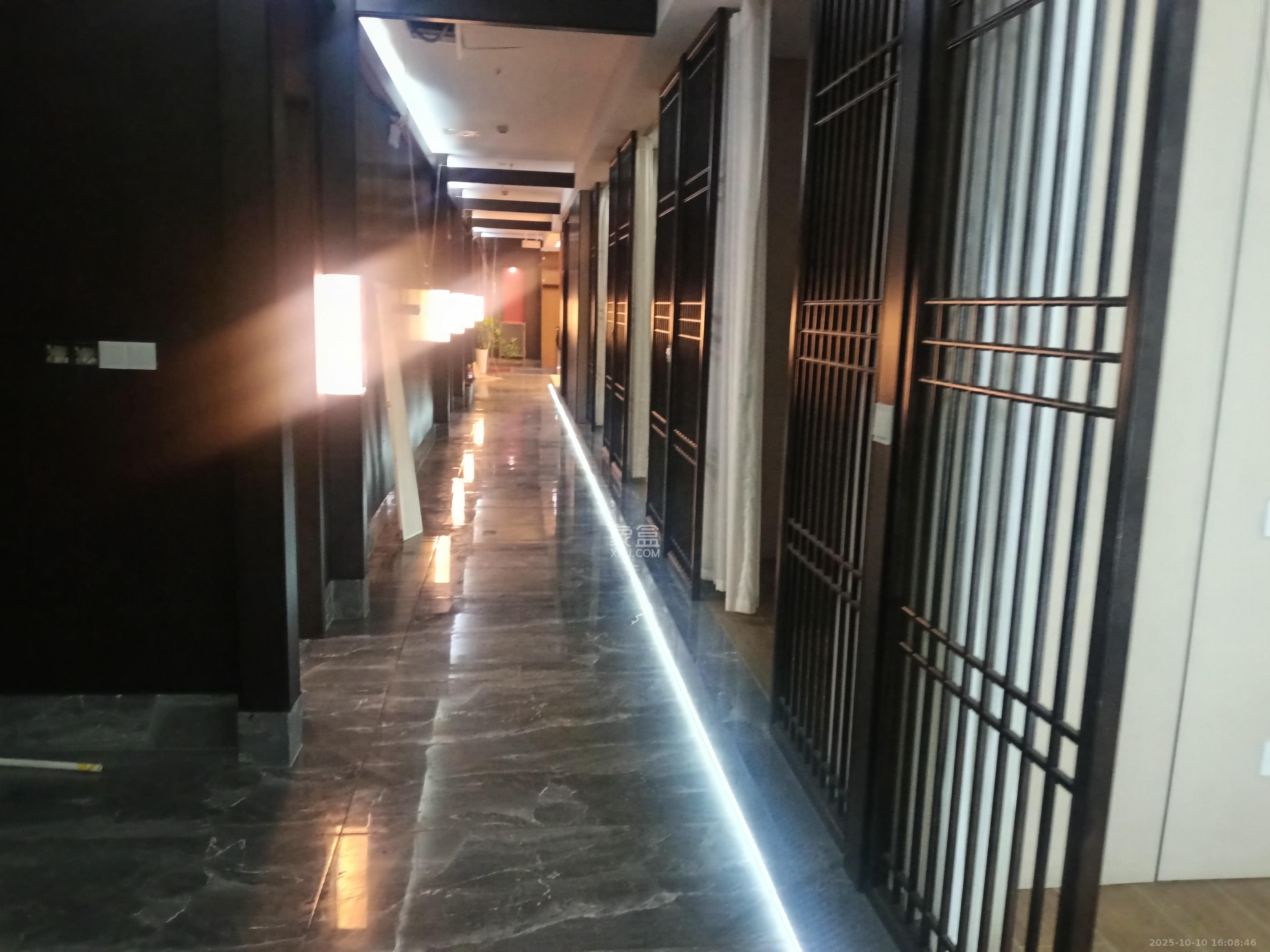 铂宫   1111.36㎡      19000.0元/月室内图