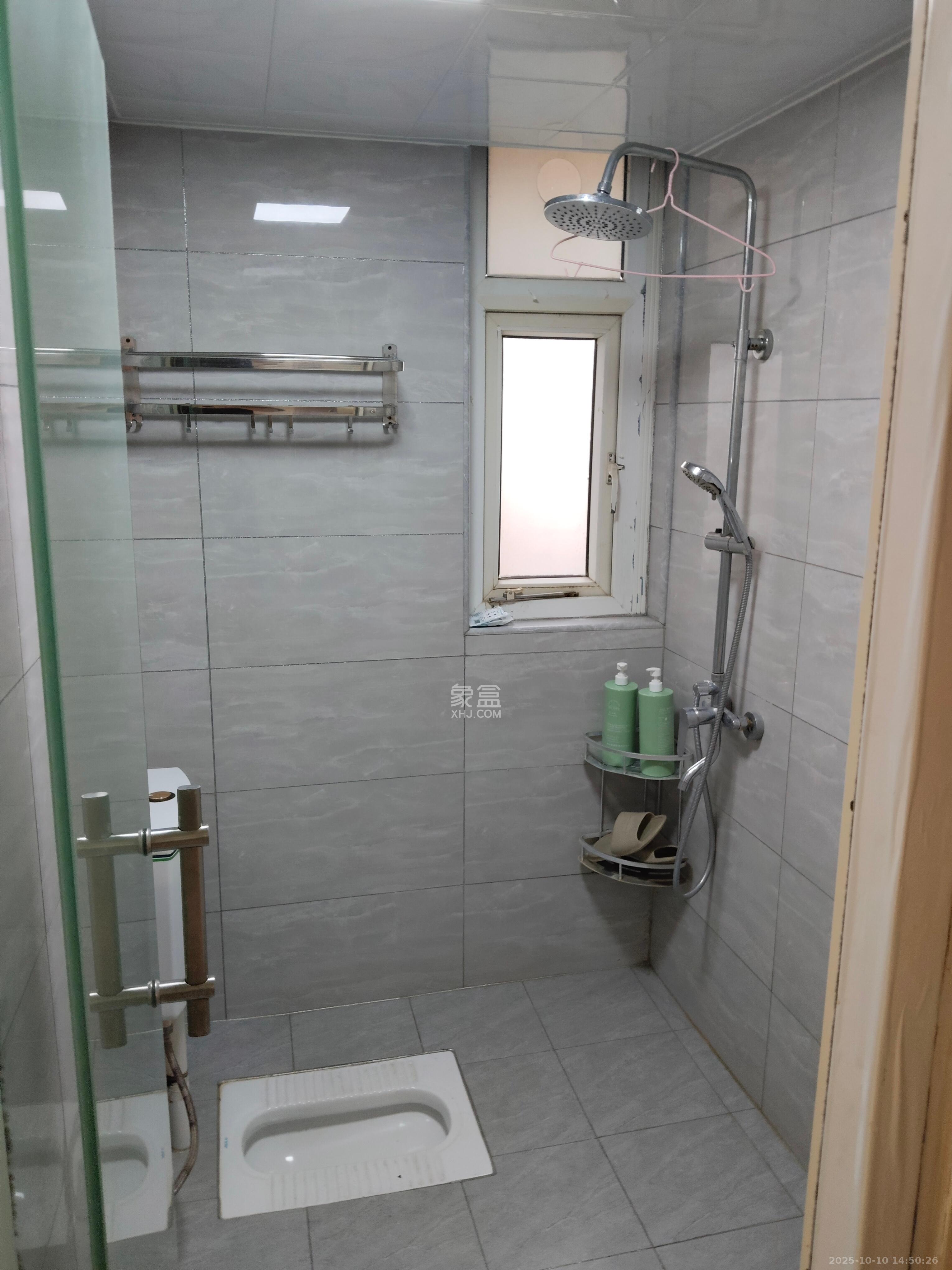 青年公寓 1室1厅1卫 2000.0元/月 青年公寓 1室1厅1卫 2000.0元/月室内图