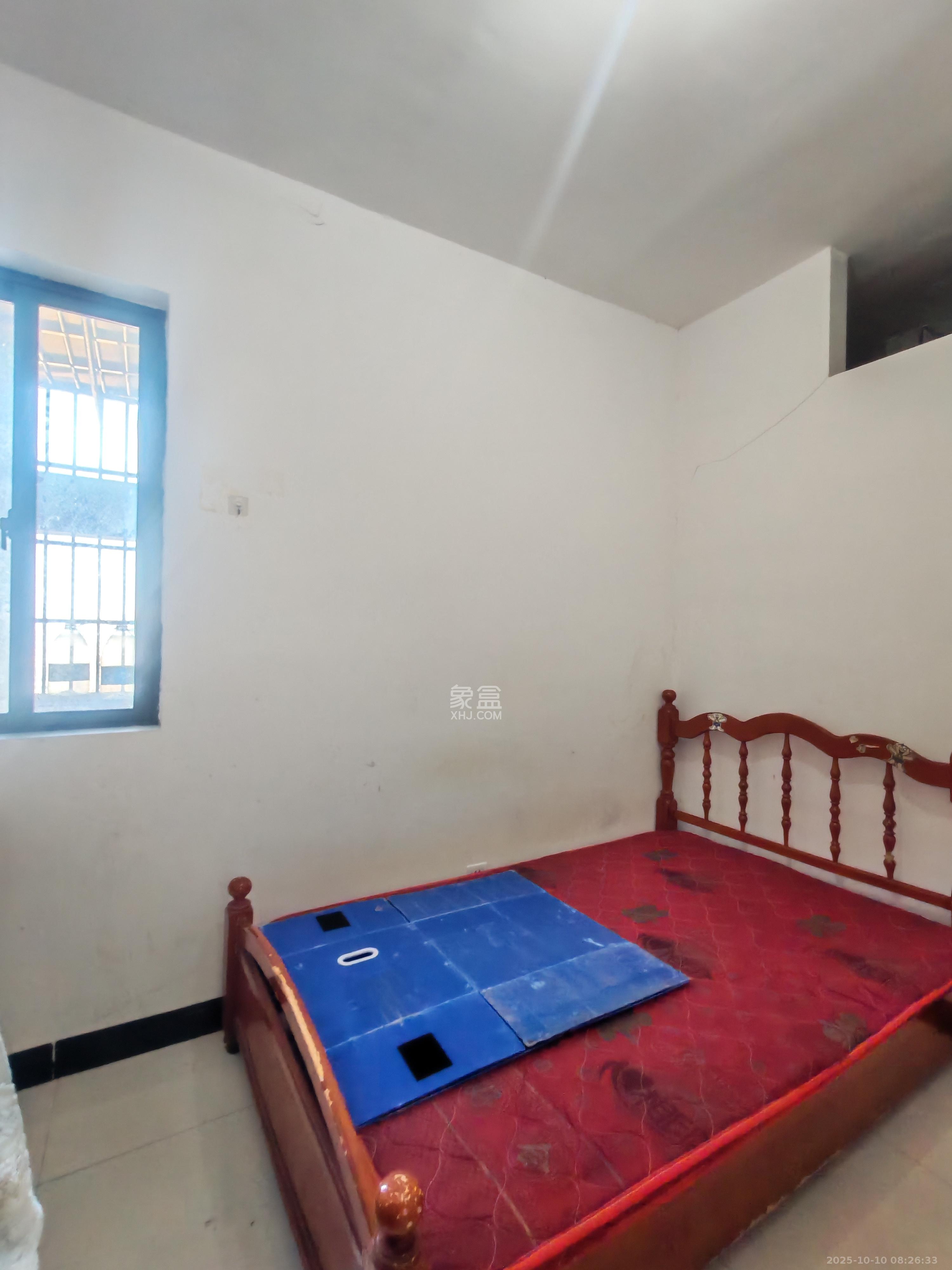 华天LOHO小镇  1室1厅1卫    1000.0元/月 华天LOHO小镇  1室1厅1卫    1000.0元/月室内图