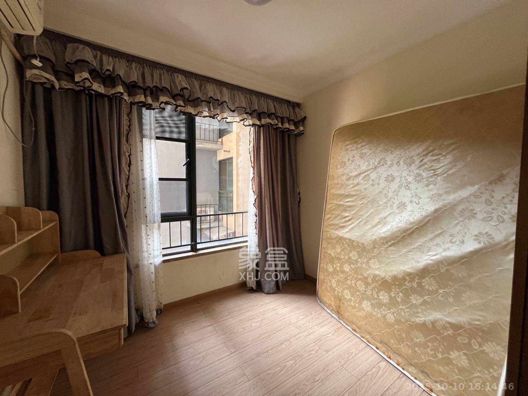 佳兆业时代广场  3室1厅1卫    2300.0元/月室内图