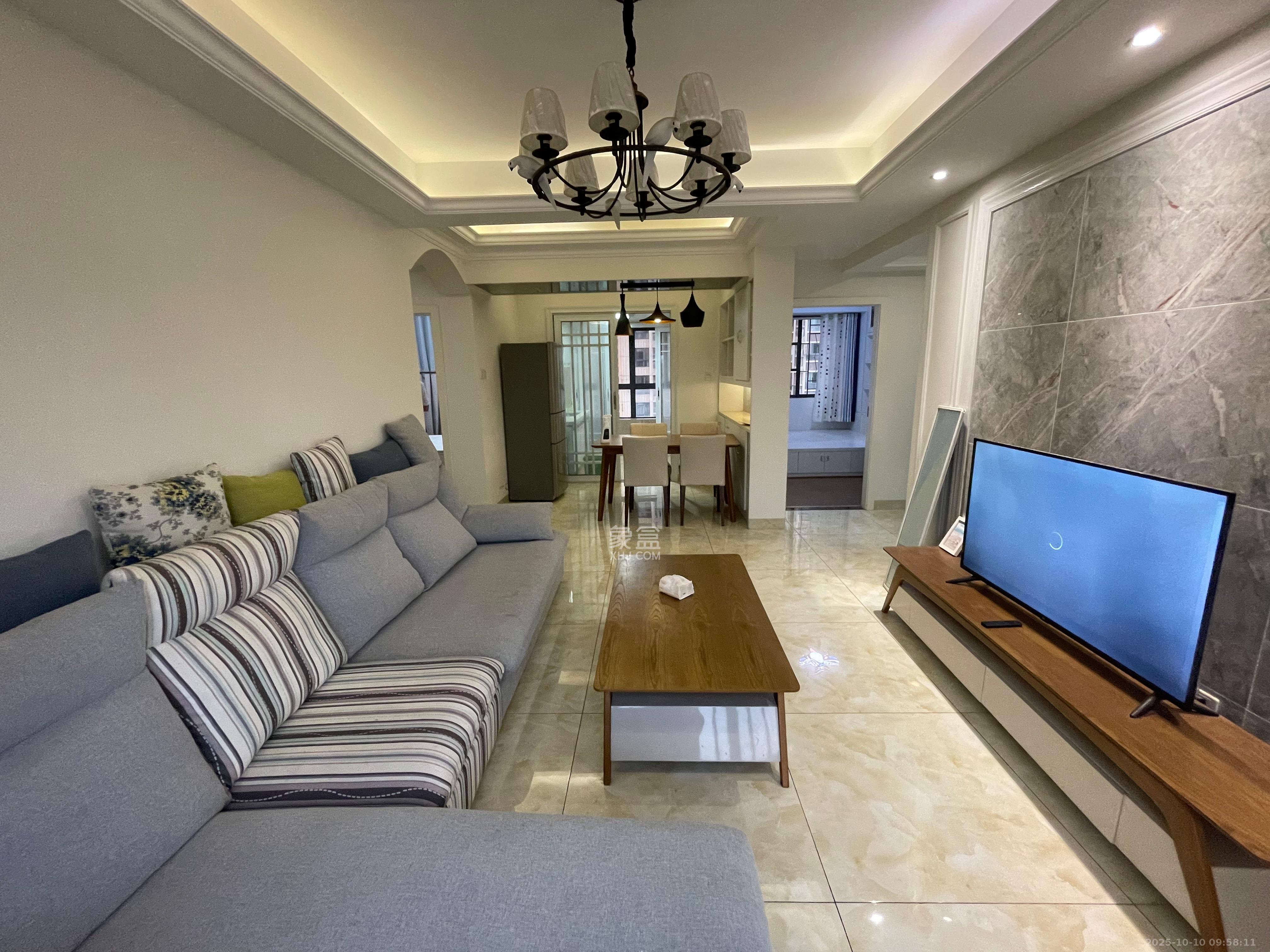 兰亭都荟(璟峰苑) 3室2厅1卫 2900.0元/月 兰亭都荟(璟峰苑) 3室2厅1卫 2900.0元/月室内图