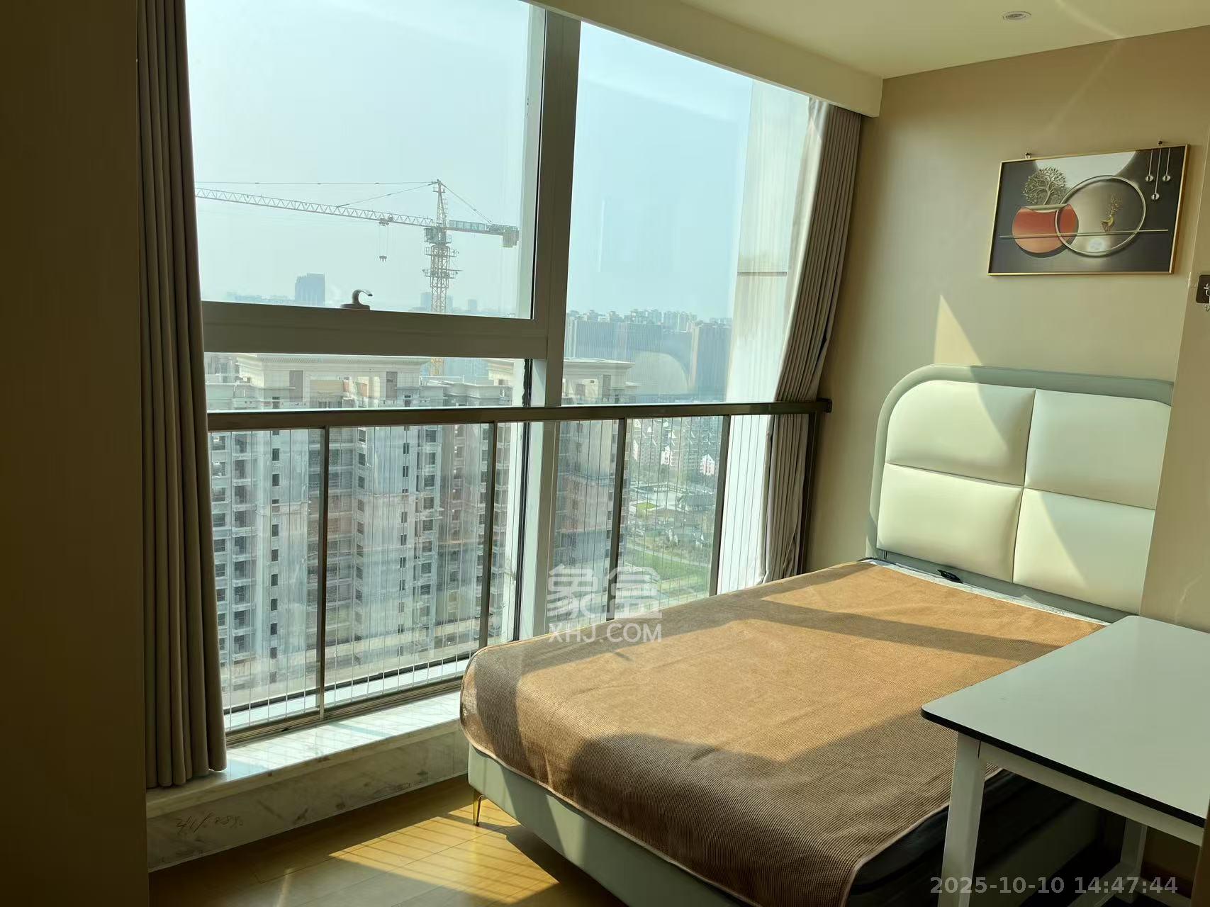 恒大誉府(融誉商业中心) 2室2厅1卫 2400.0元/月 恒大誉府(融誉商业中心) 2室2厅1卫 2400.0元/月室内图