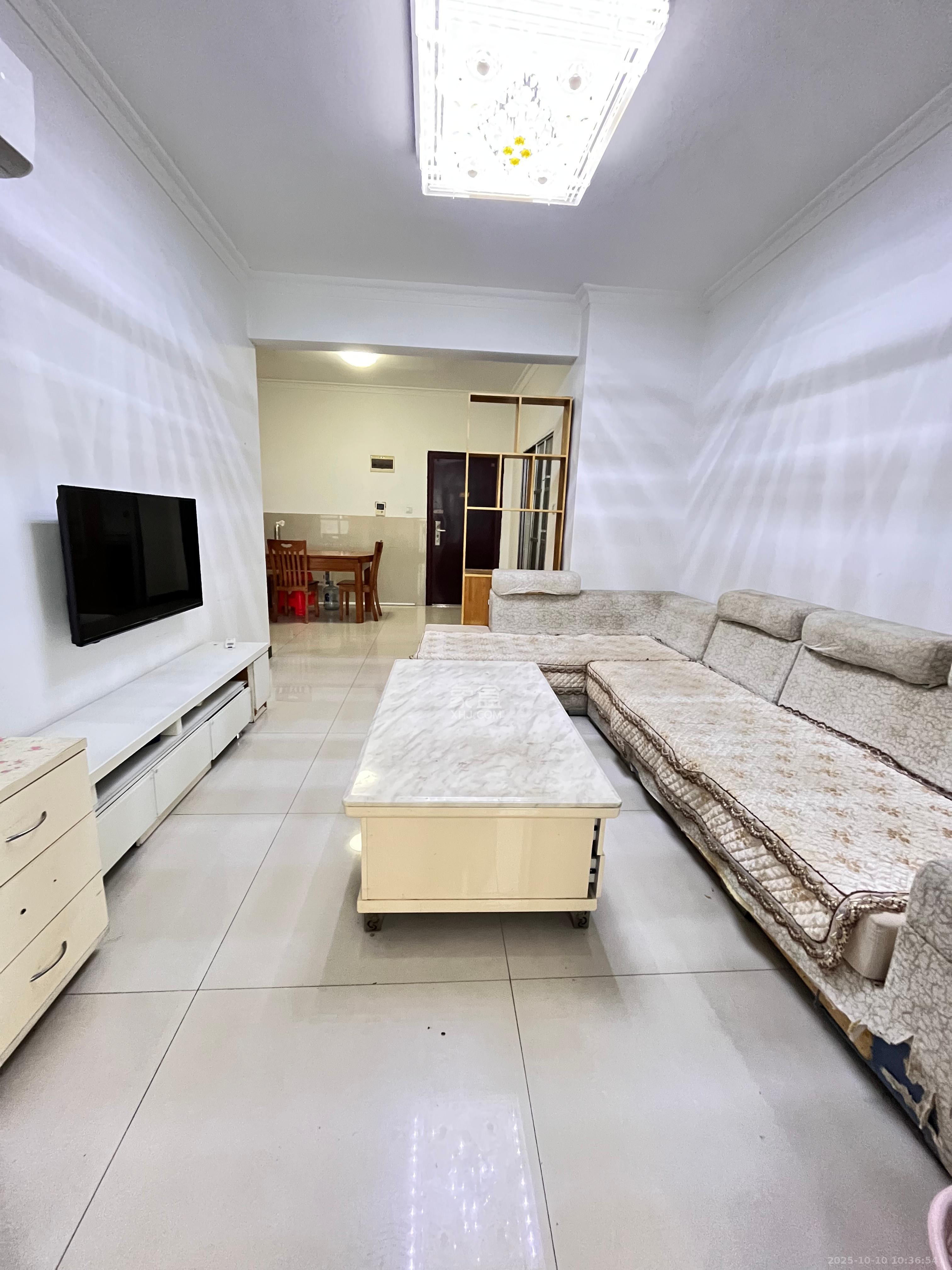 恒生碧水龙庭 2室2厅1卫 1600.0元/月 恒生碧水龙庭 2室2厅1卫 1600.0元/月室内图