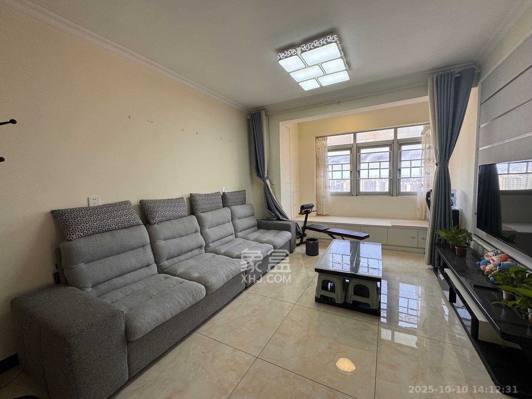 维一星城原山苑  3室1厅1卫    2400.0元/月室内图