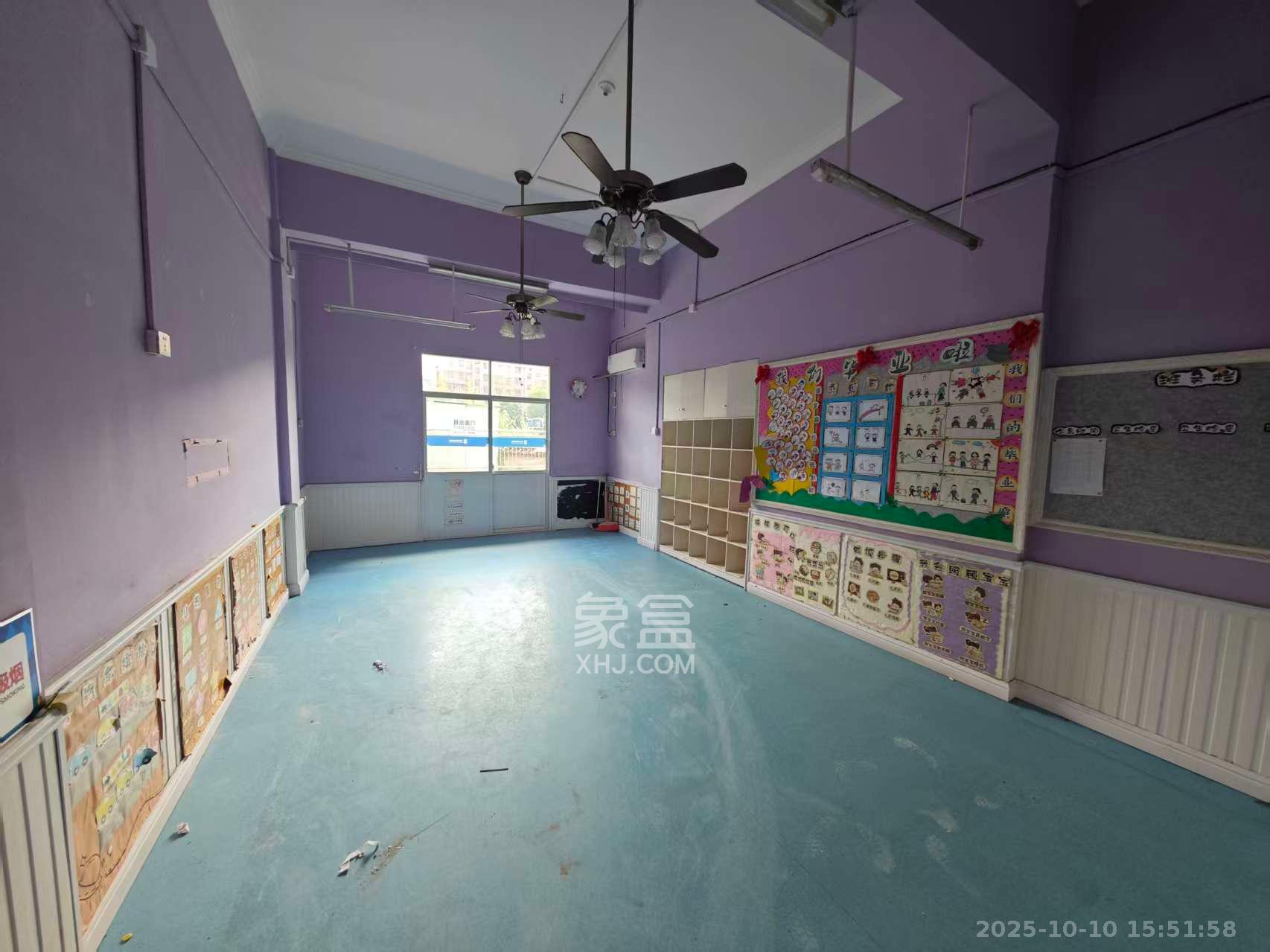 月湖安置小区(马栏山小区)  3室0厅1卫    4000.0元/月 月湖安置小区(马栏山小区)  3室0厅1卫    4000.0元/月室内图