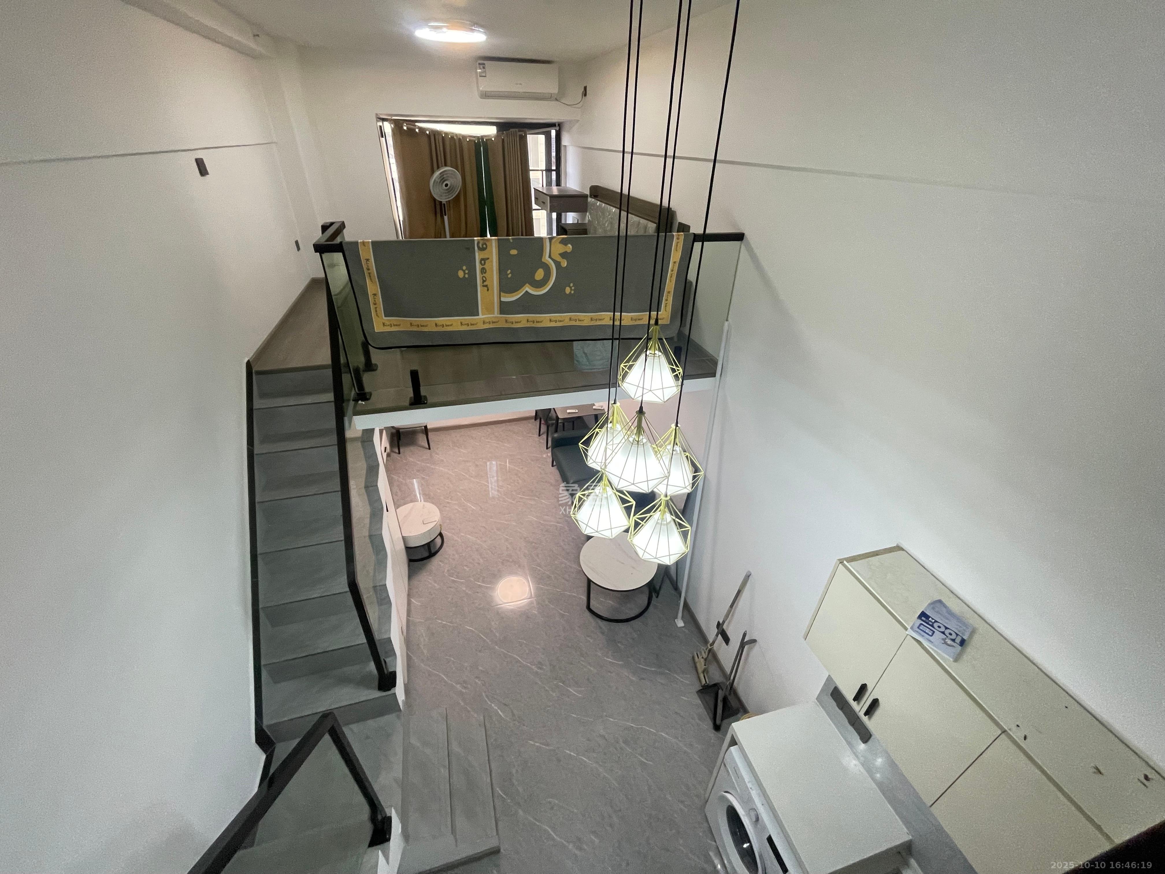 金茂建发泊悦  2室1厅1卫    2000.0元/月室内图