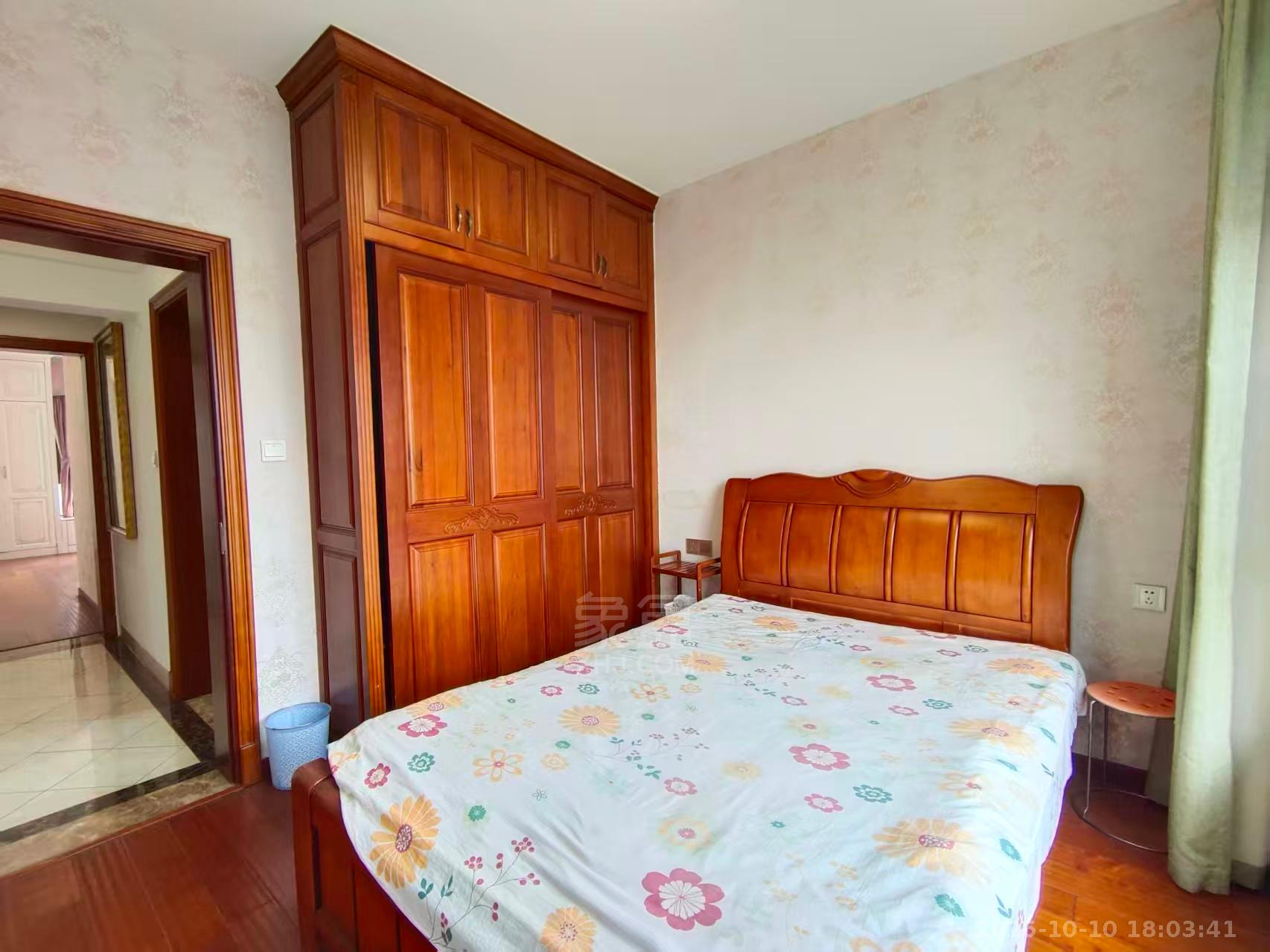 湘银星城 4室2厅2卫 4000.0元/月 湘银星城 4室2厅2卫 4000.0元/月室内图