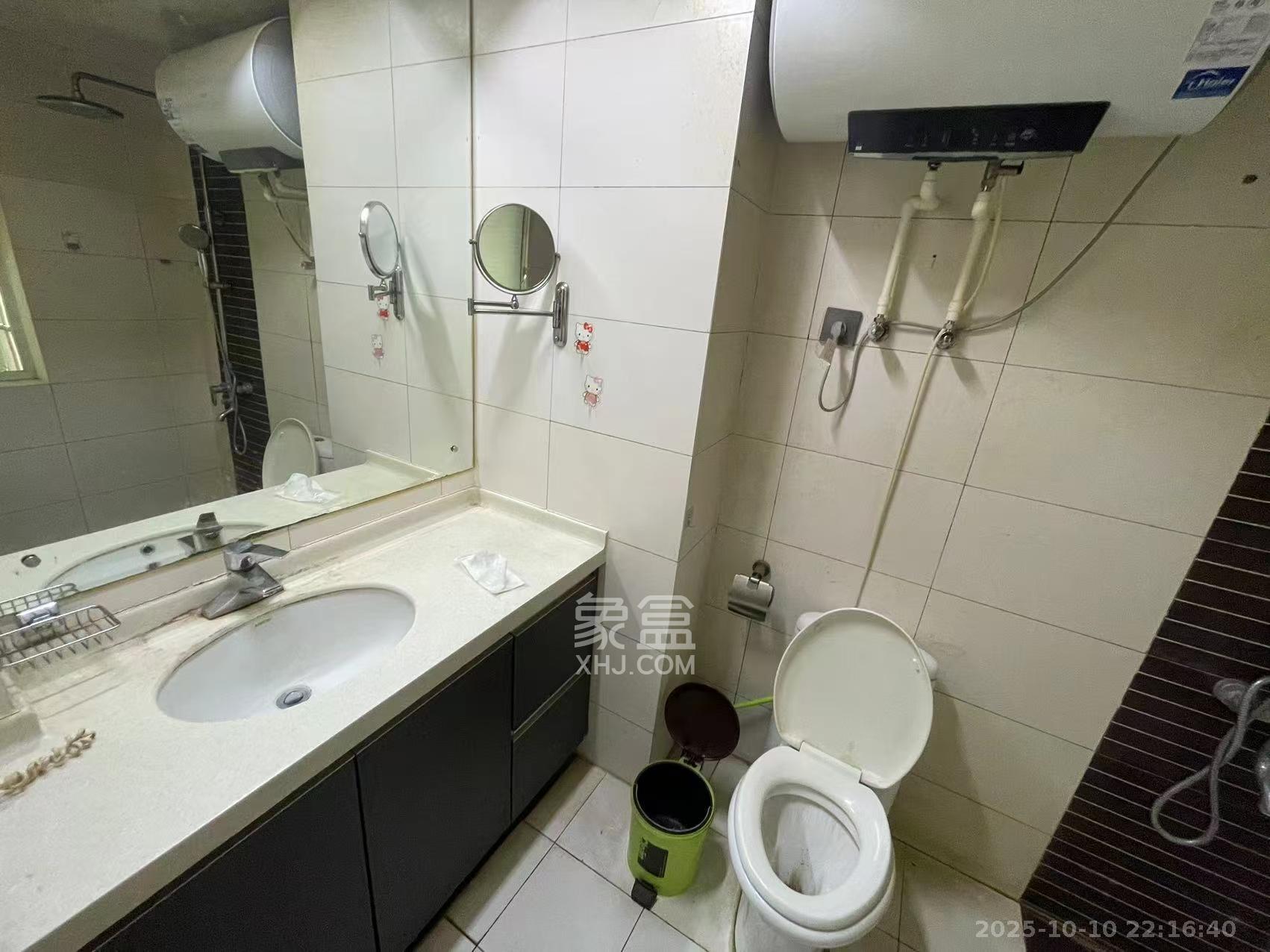 天心华庭  1室1厅1卫    2000.0元/月室内图