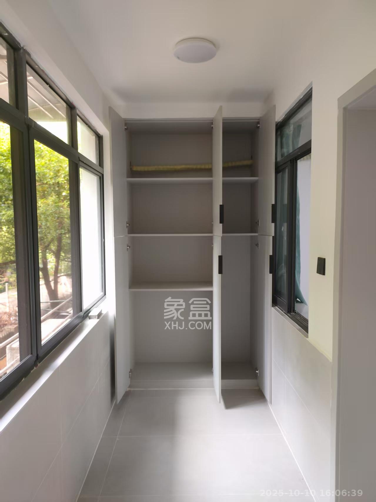 四方坪教师村  3室1厅1卫    900.0元/月室内图