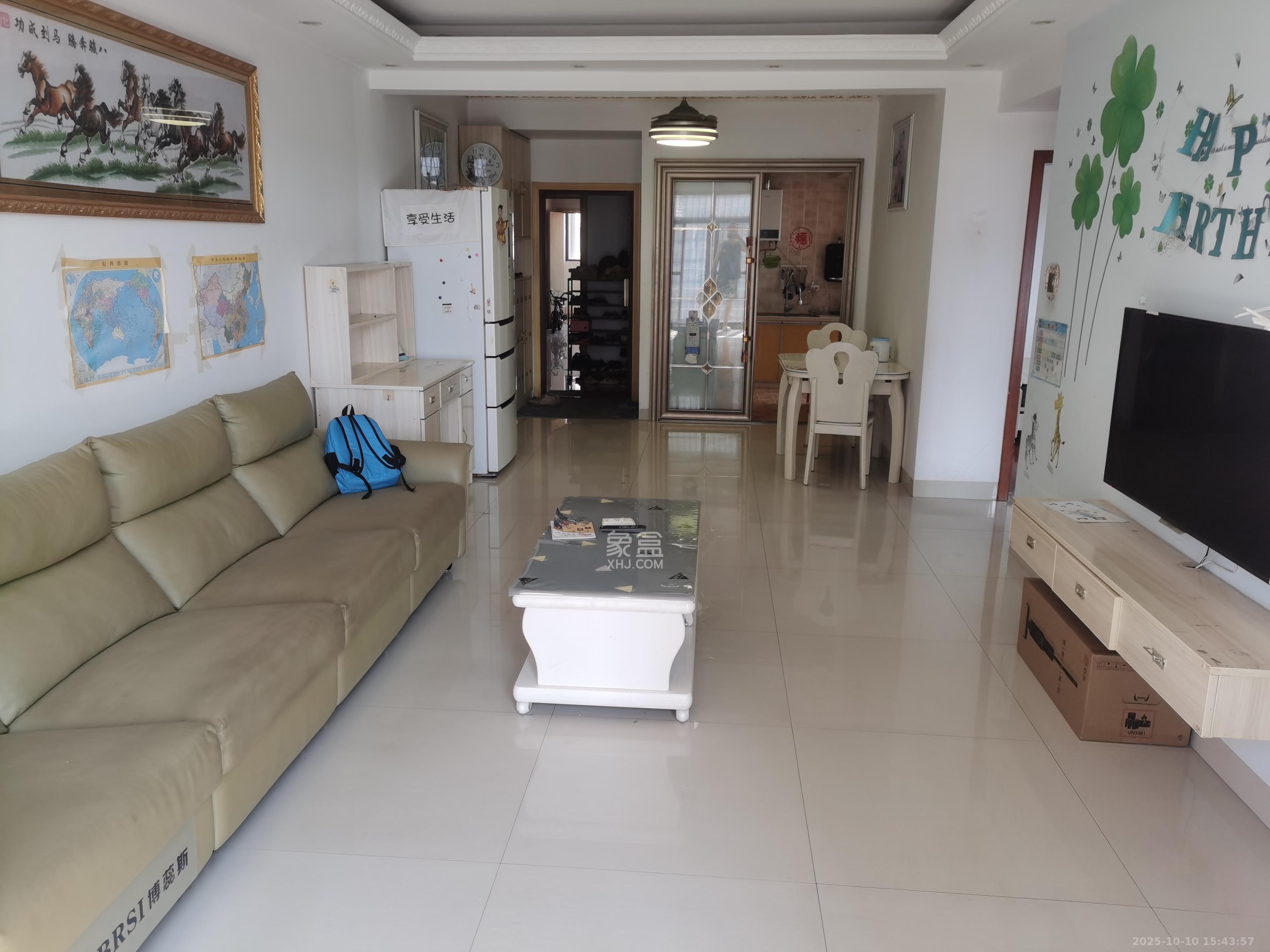 金水湾 2室2厅1卫 1500.0元/月 金水湾 2室2厅1卫 1500.0元/月室内图